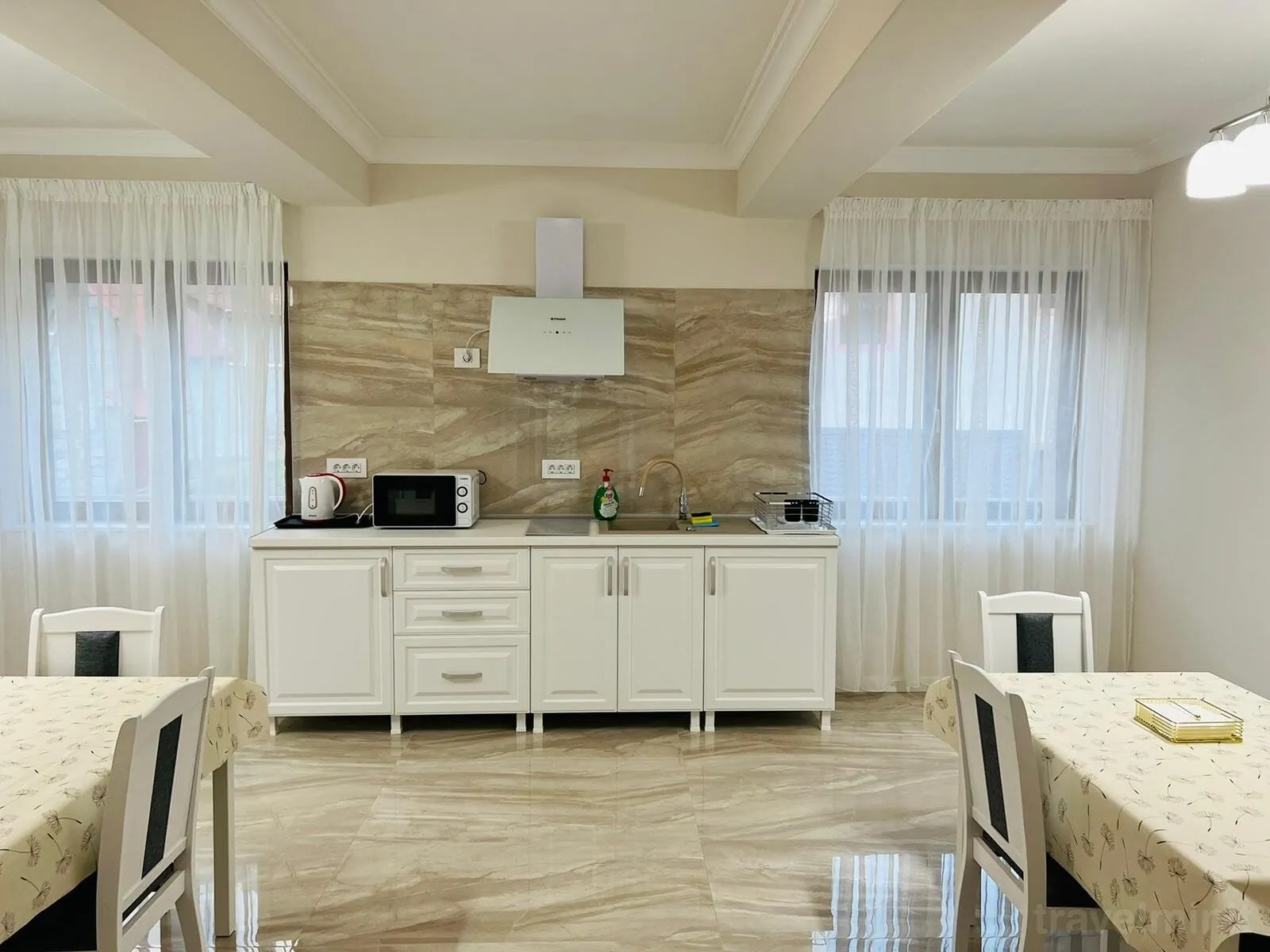M House Băile Herculane - foto 4
