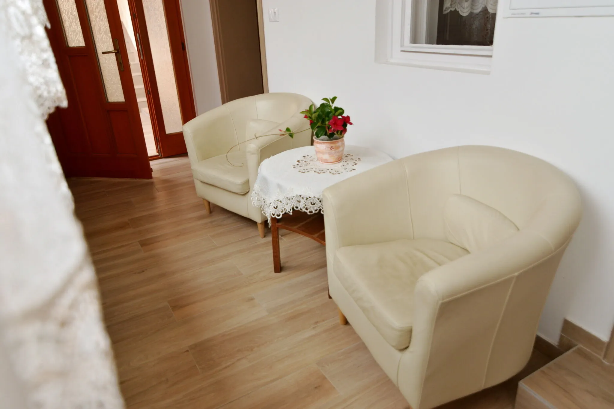 Neuhercz Apartmanok Halászi – Halászi, Ungaria