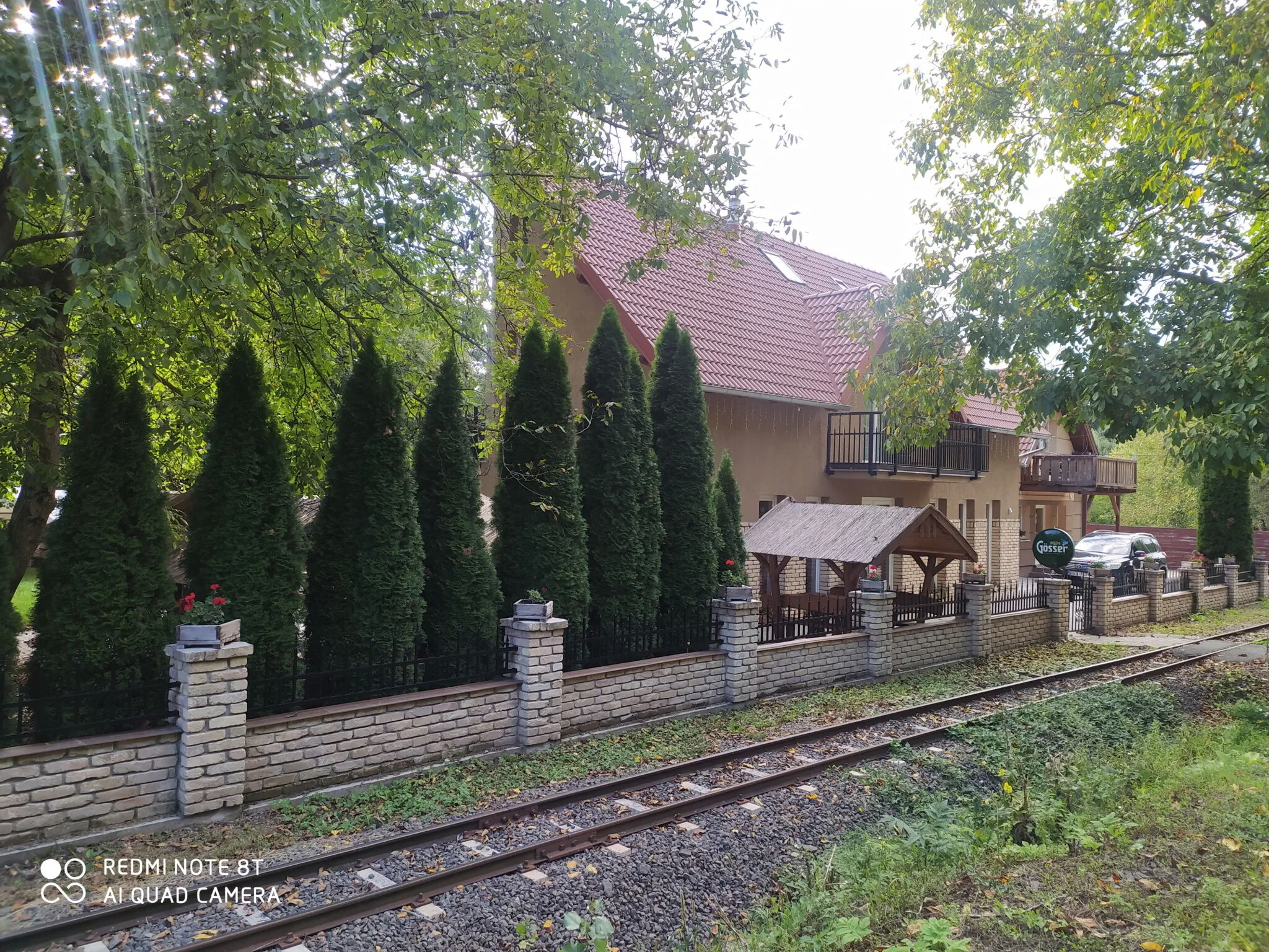 Aranytölgy Panzió Étterem & Kemping Kemence – Kemence, Ungaria