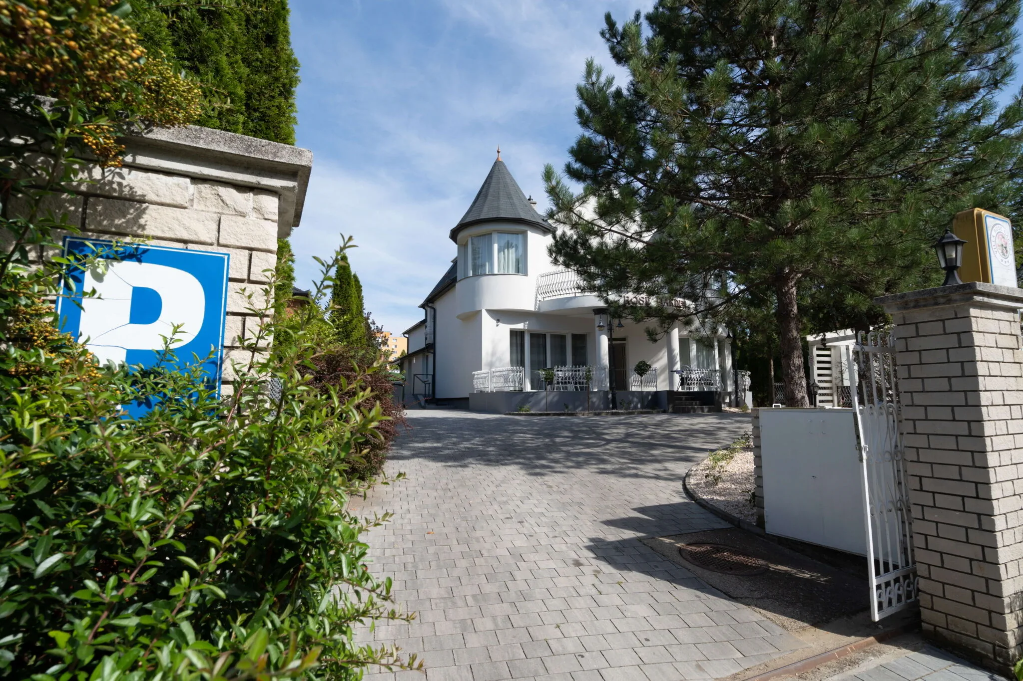 Villa Rose Garden Panzió Nyíregyháza – Nyíregyháza, Ungaria