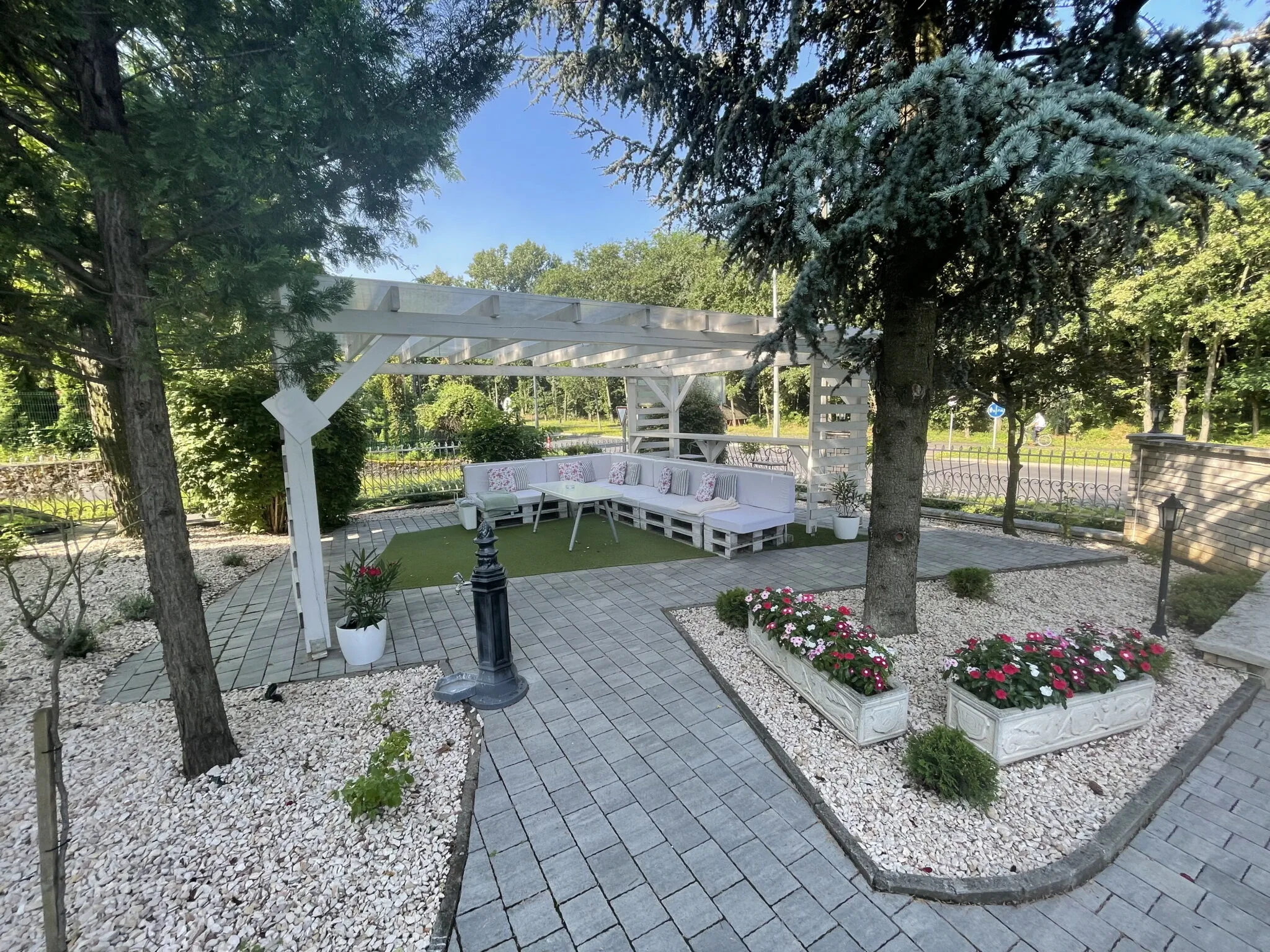 Villa Rose Garden Panzió Nyíregyháza – Nyíregyháza, Ungaria