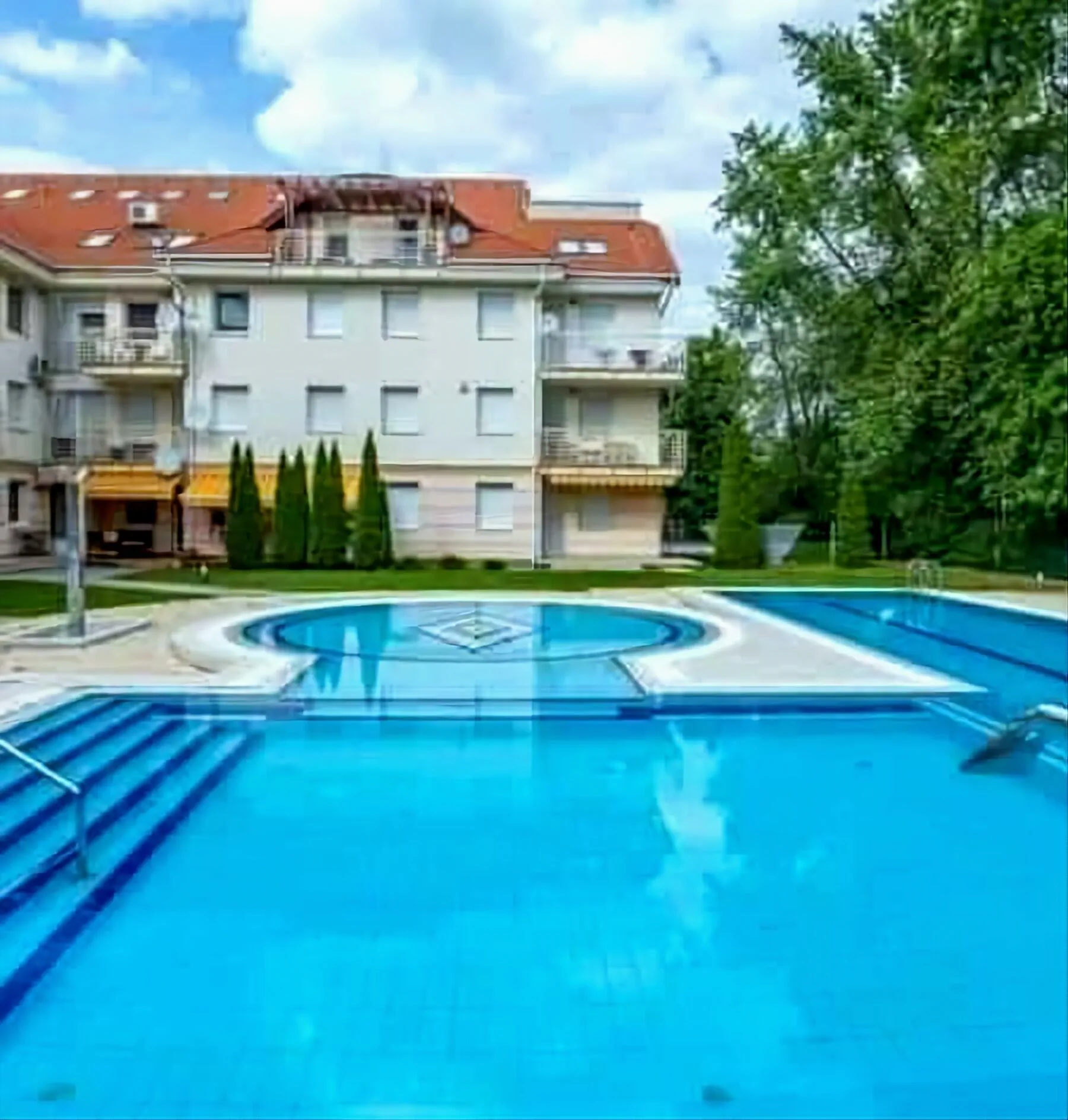 Sunrise Apartman Hajdúszoboszló - foto 1