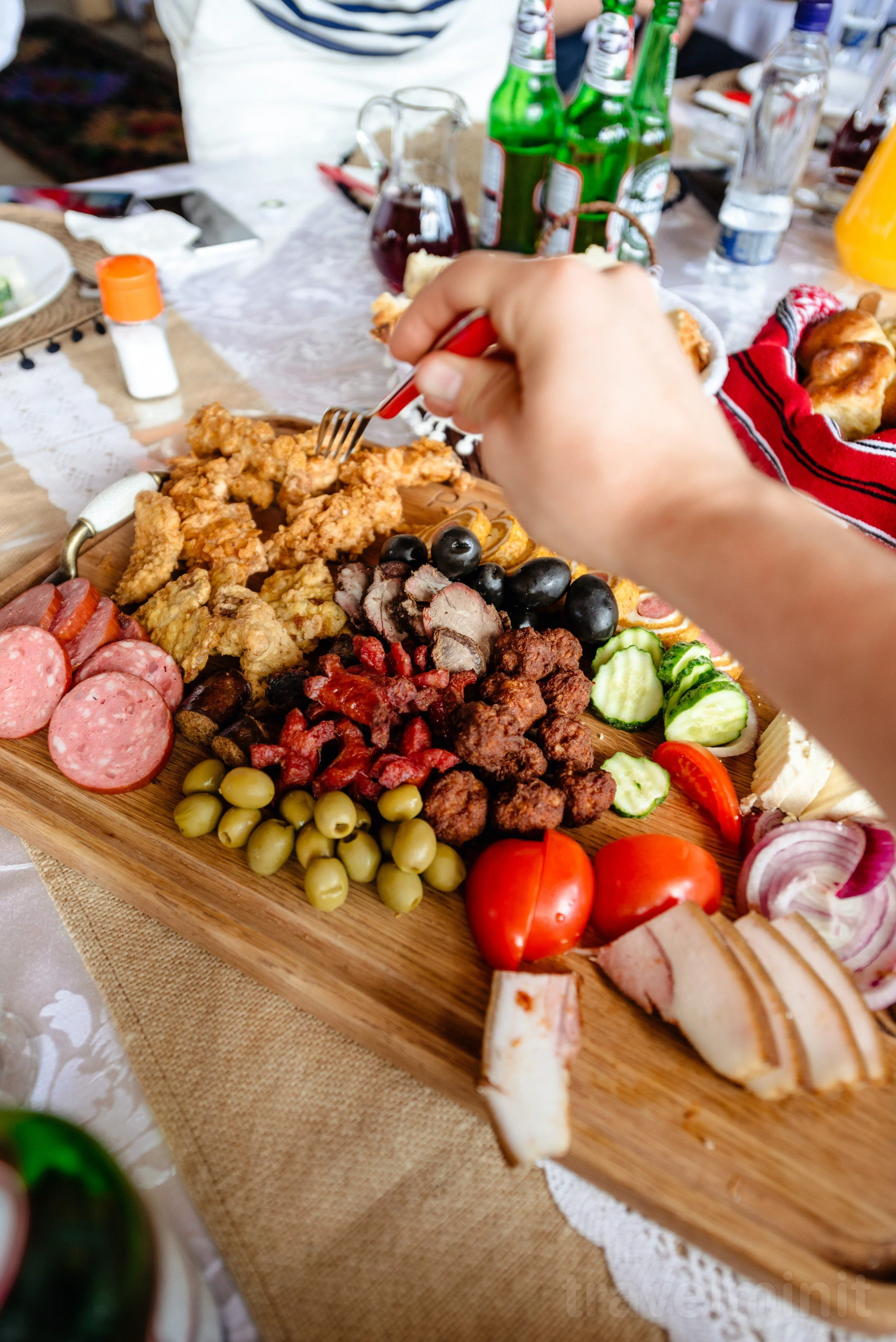 Casa VLC Punct Gastronomic Local Bilbor – Bilbor, România
