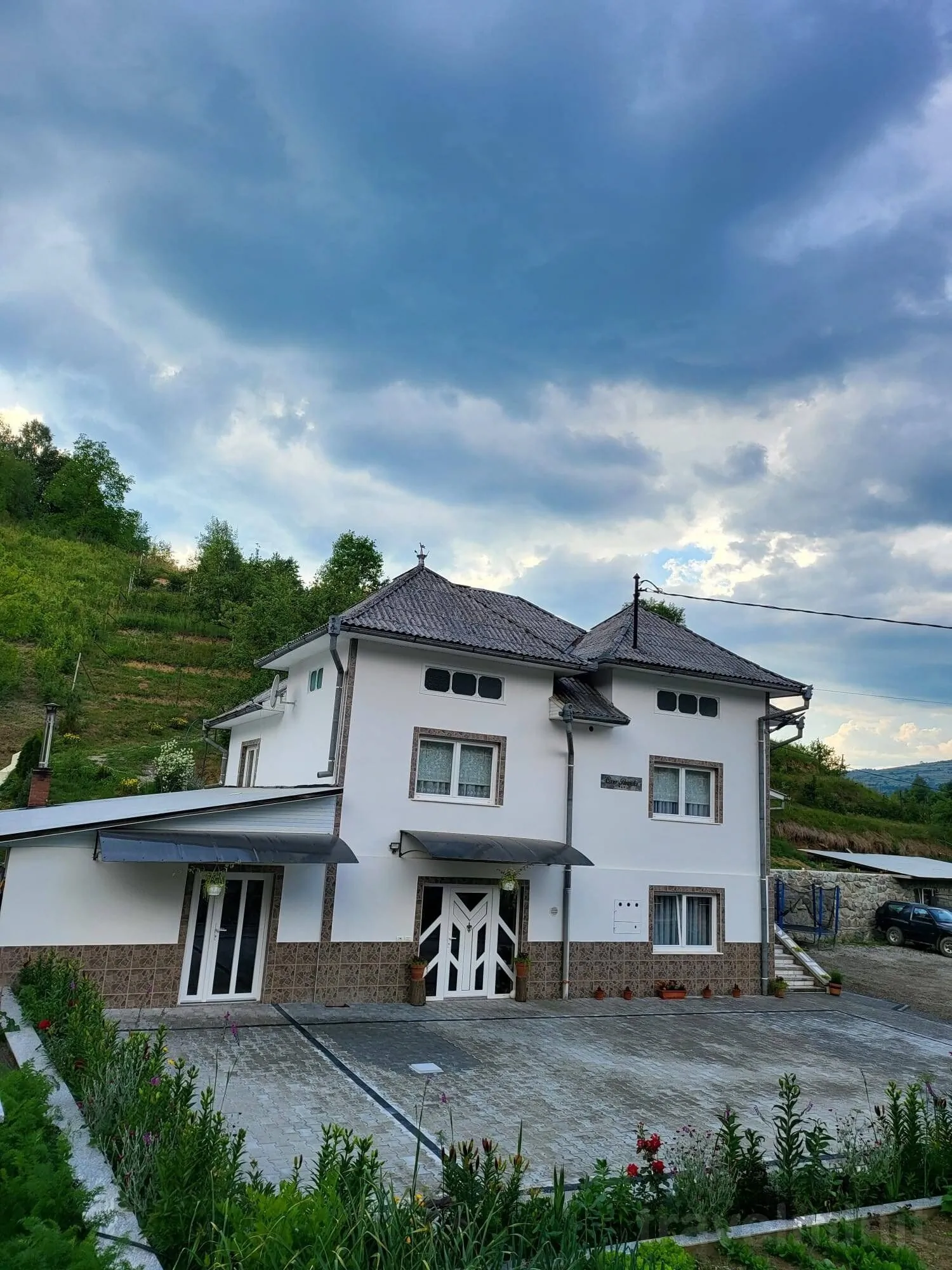 Casa Paradis Moisei – Moisei, România