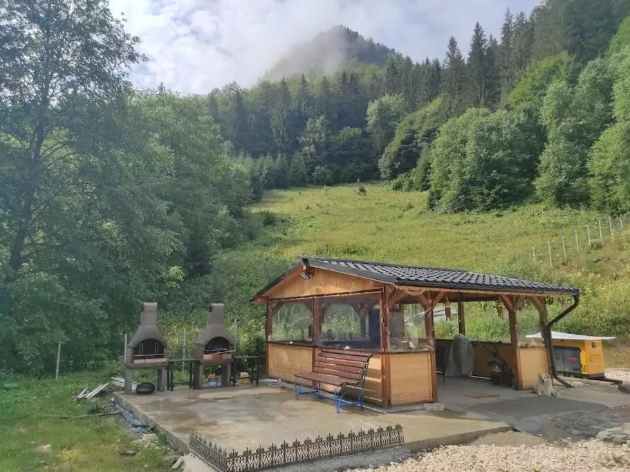 ZEN Spot Sătic – Sătic, Rumunia