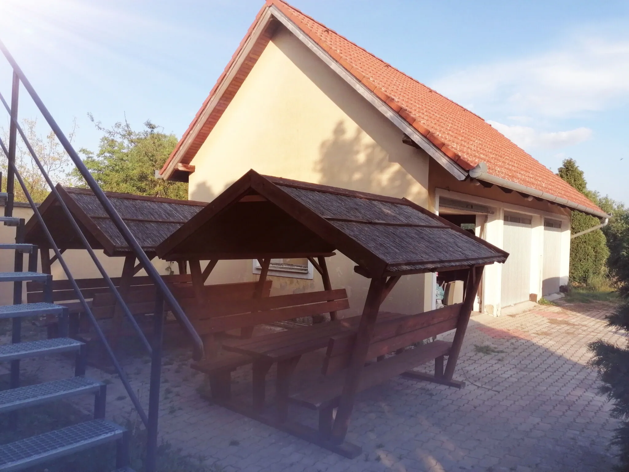 Medencés Apartmanház Balatonfenyves – Balatonfenyves, Ungaria