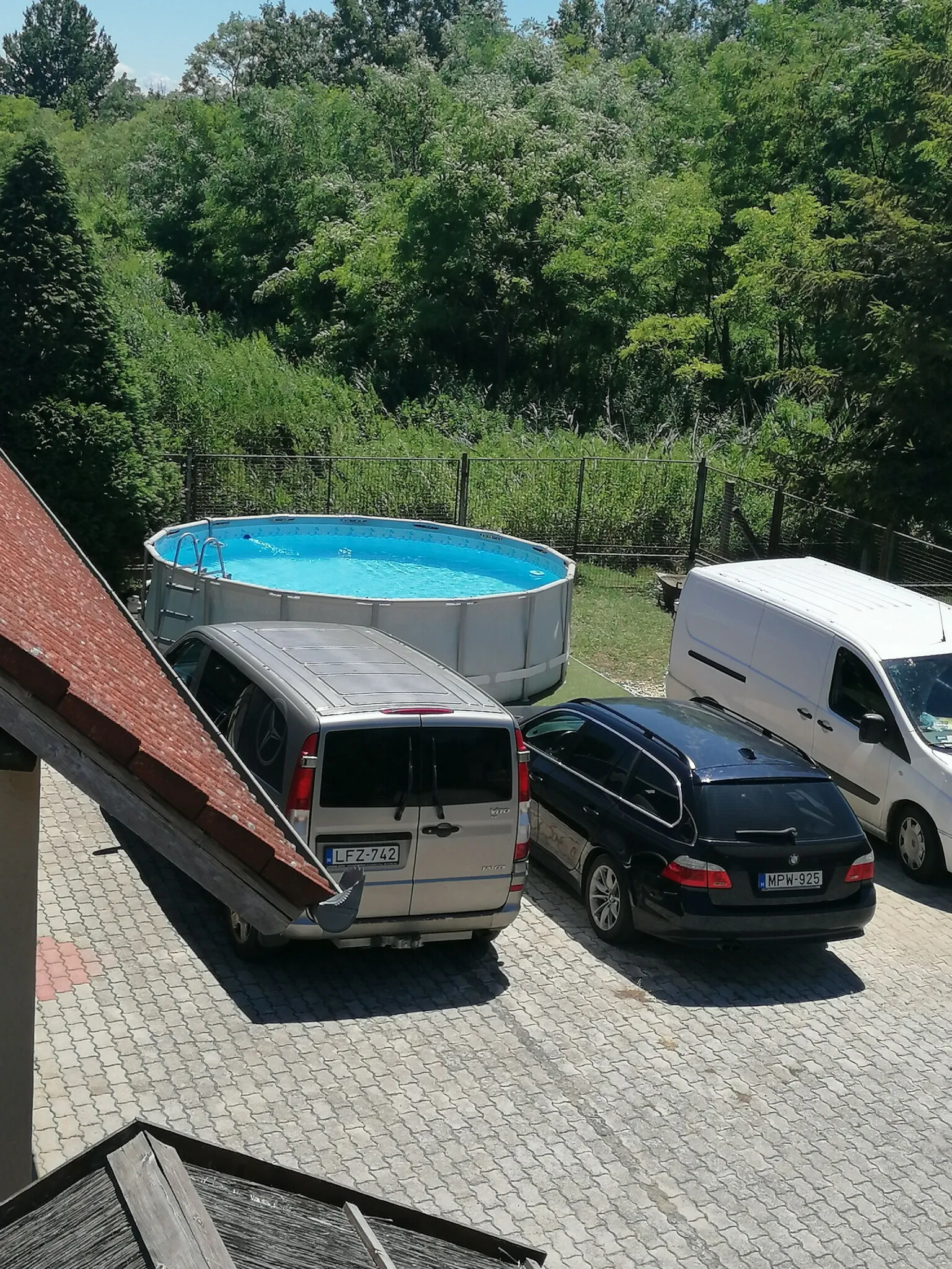 Medencés Apartmanház Balatonfenyves – Balatonfenyves, Ungaria