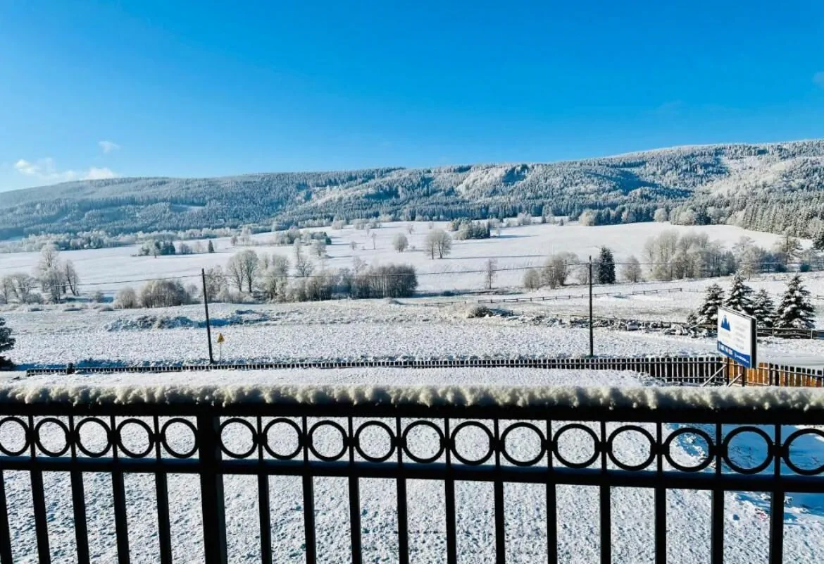 Jagodowy Ski & Spa Lasówka – Lasówka, Polska