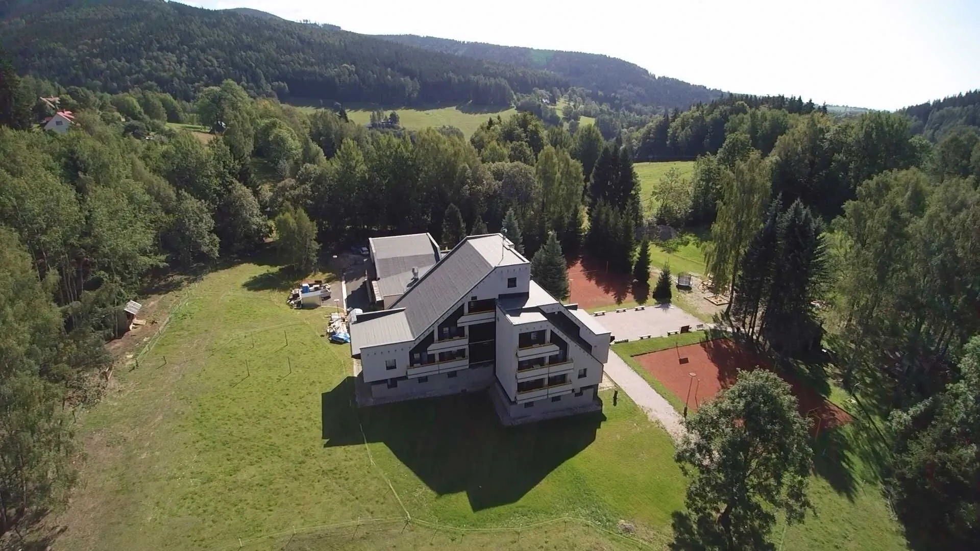 Hotel ČESKÁ FARMA Dolní Dvůr – Dolní Dvůr, Republica Cehă