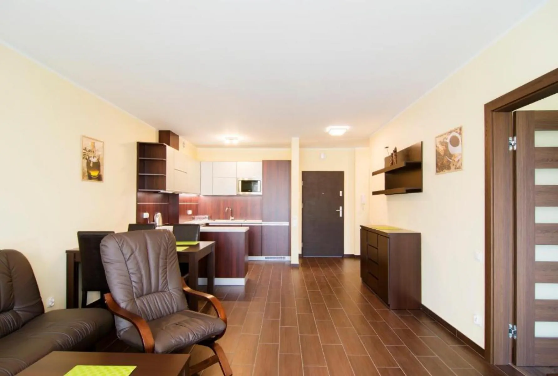 Apartamenty Sun & Snow Przy Rynku Ustroń – Ustroń, Polonia