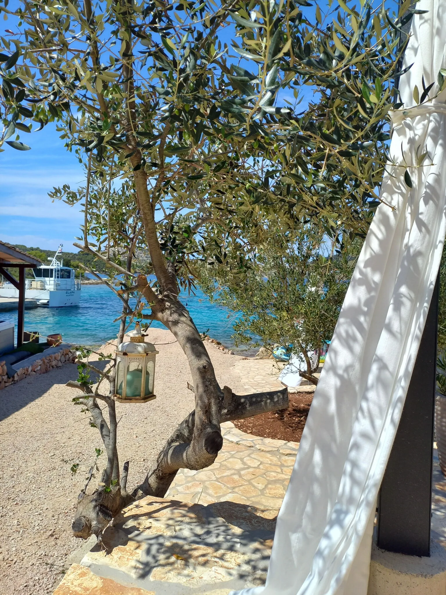 Beach house Lady Bain otok Žut – Murter, Croația