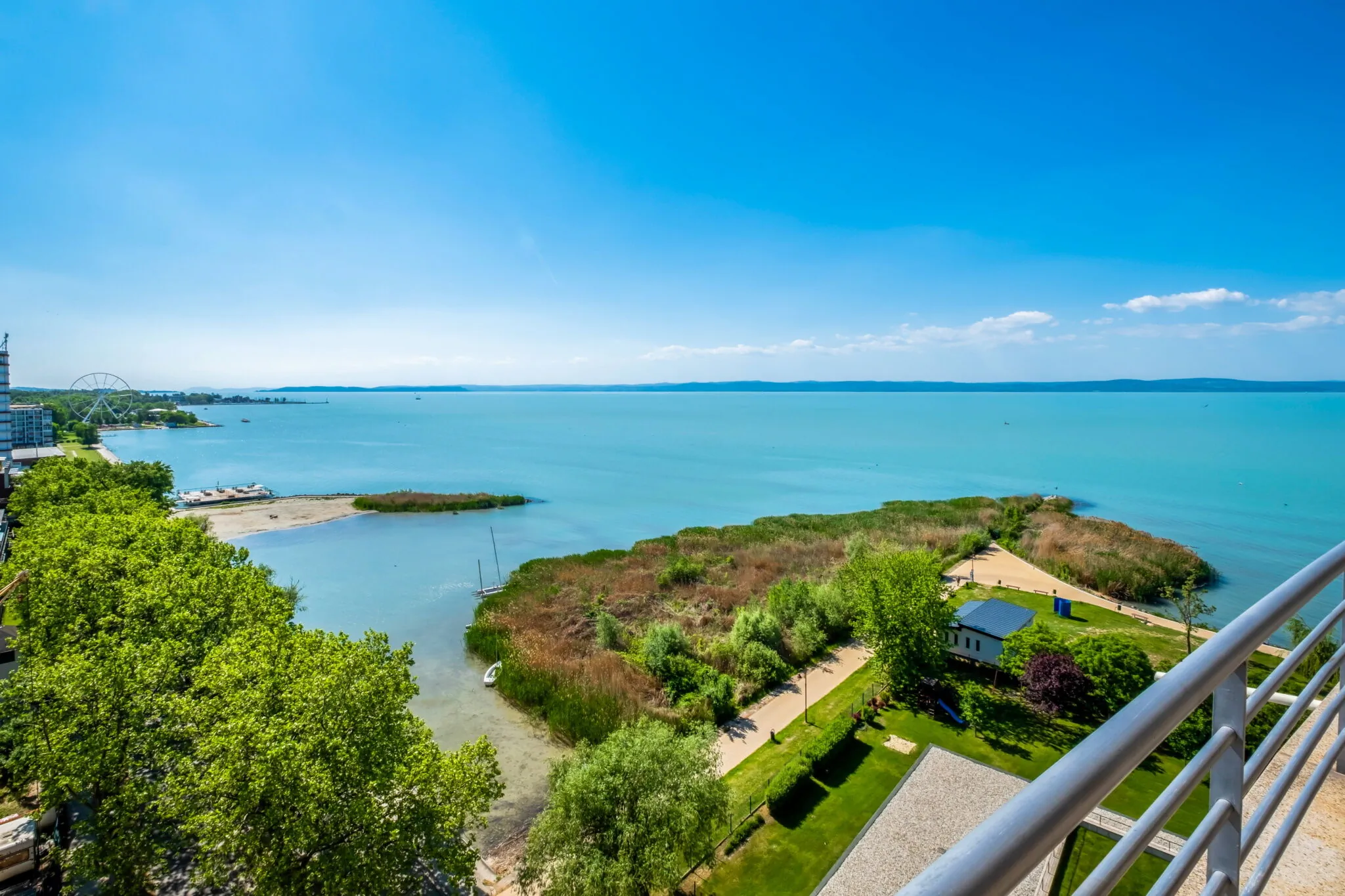 MF Club 218 Panorama Wellness Apartman Siófok - foto 7
