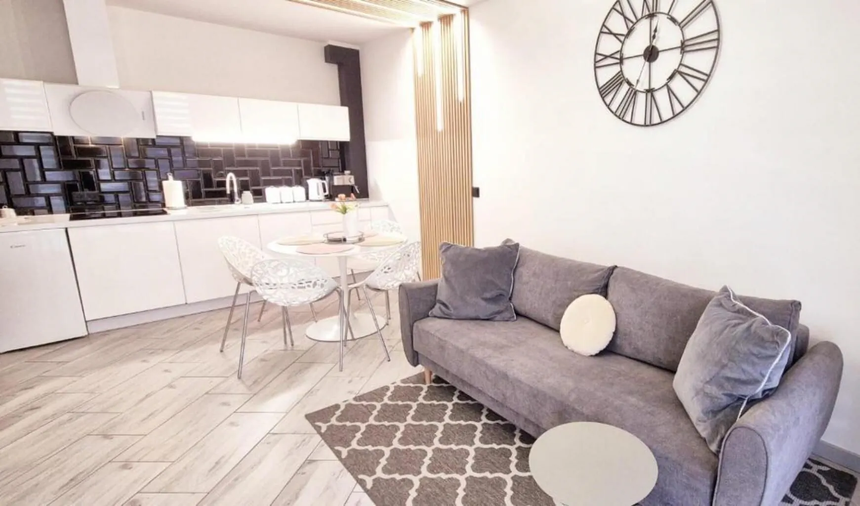 Apartament Black-White Mielno – Mielno, Polonia