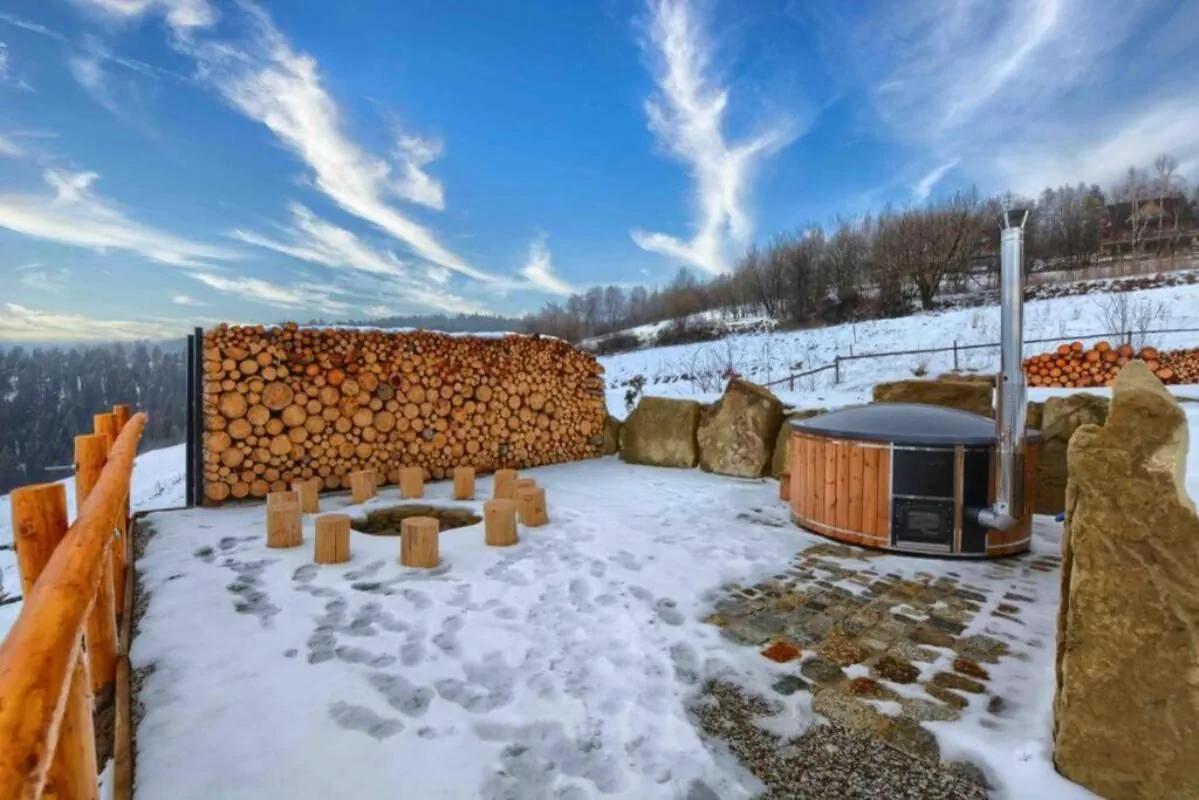 Między Nami Góralami, domek na Podhalu, Gorce – Huba, Polska