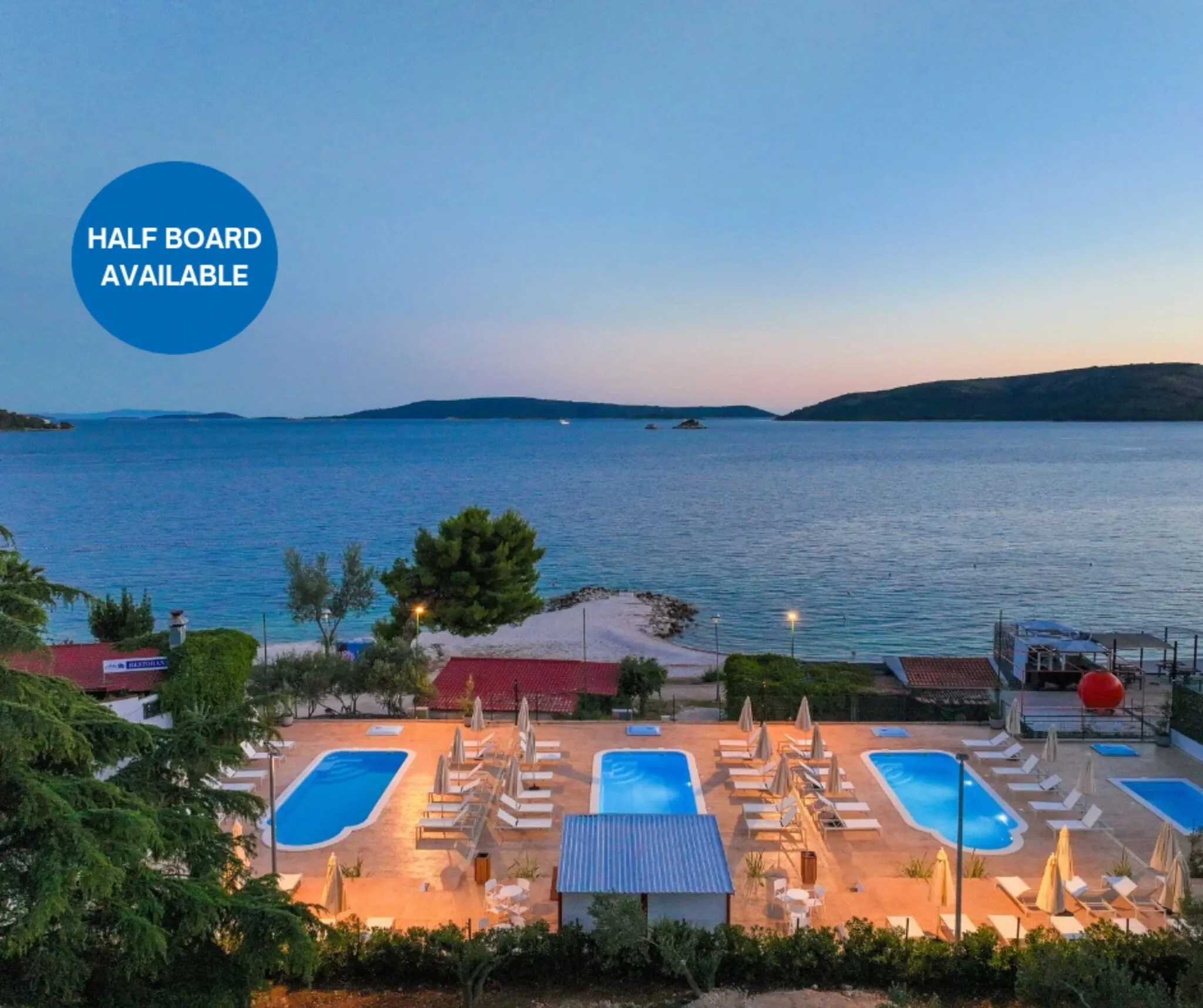 Resort Medena Seget Donji  – Trogir, Croația