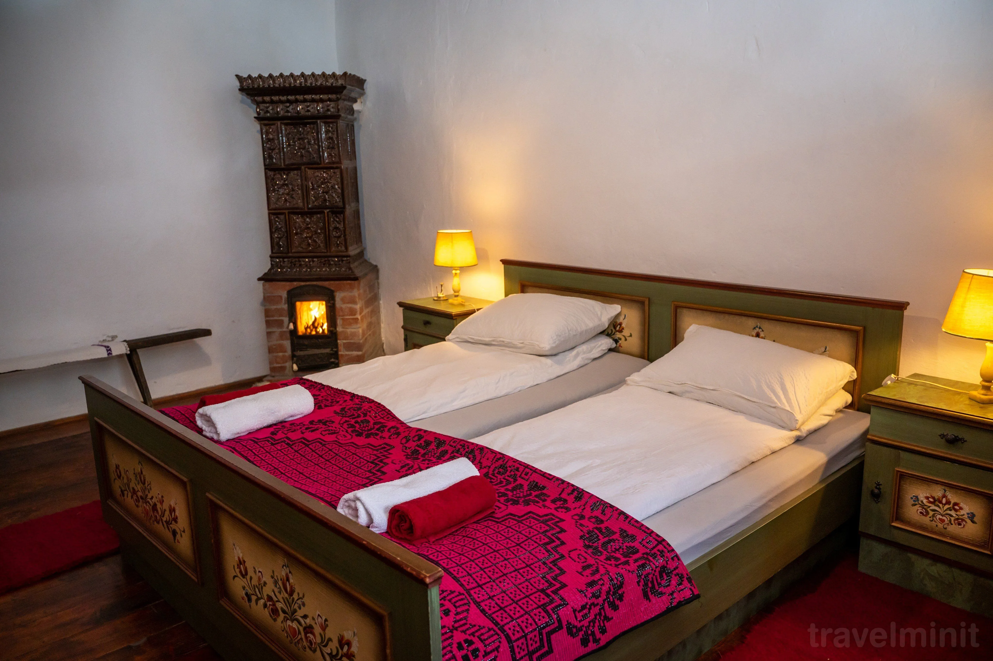 Casa Sub Magrin Sat Bătrân – Sat Bătrân, România