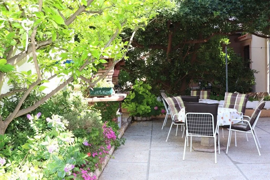 Apartments With Parking Space Barbat, Rab - 20080 Barbat – Barbat, Croația