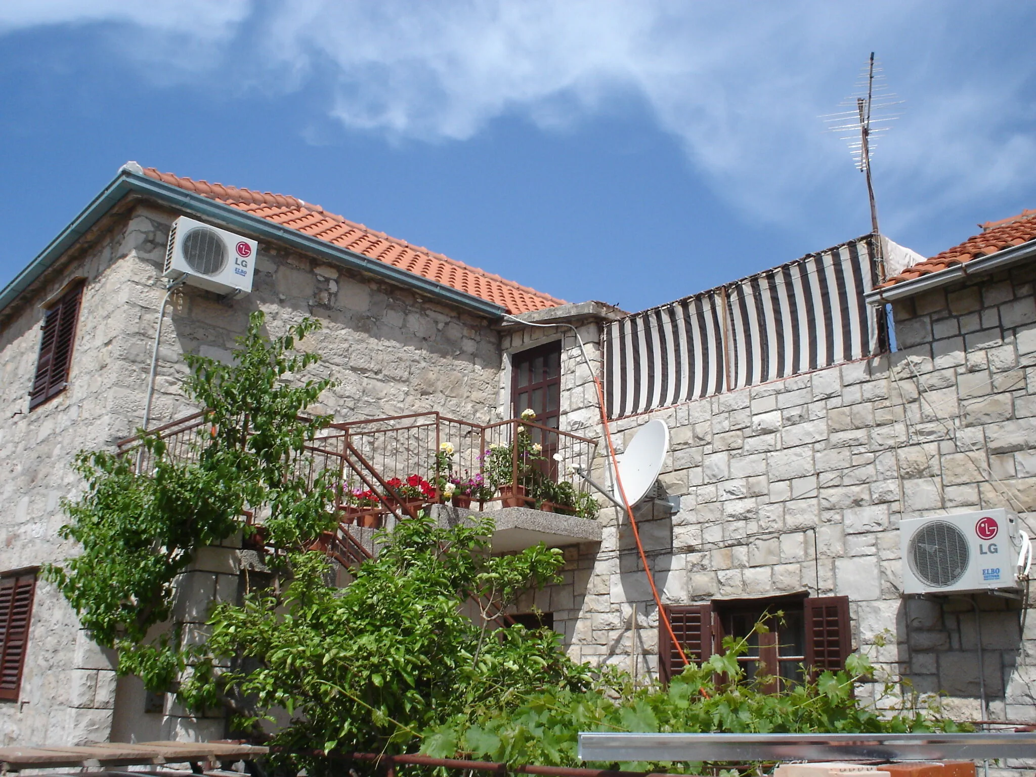 Apartments Lucija Postira – Postira, Croația