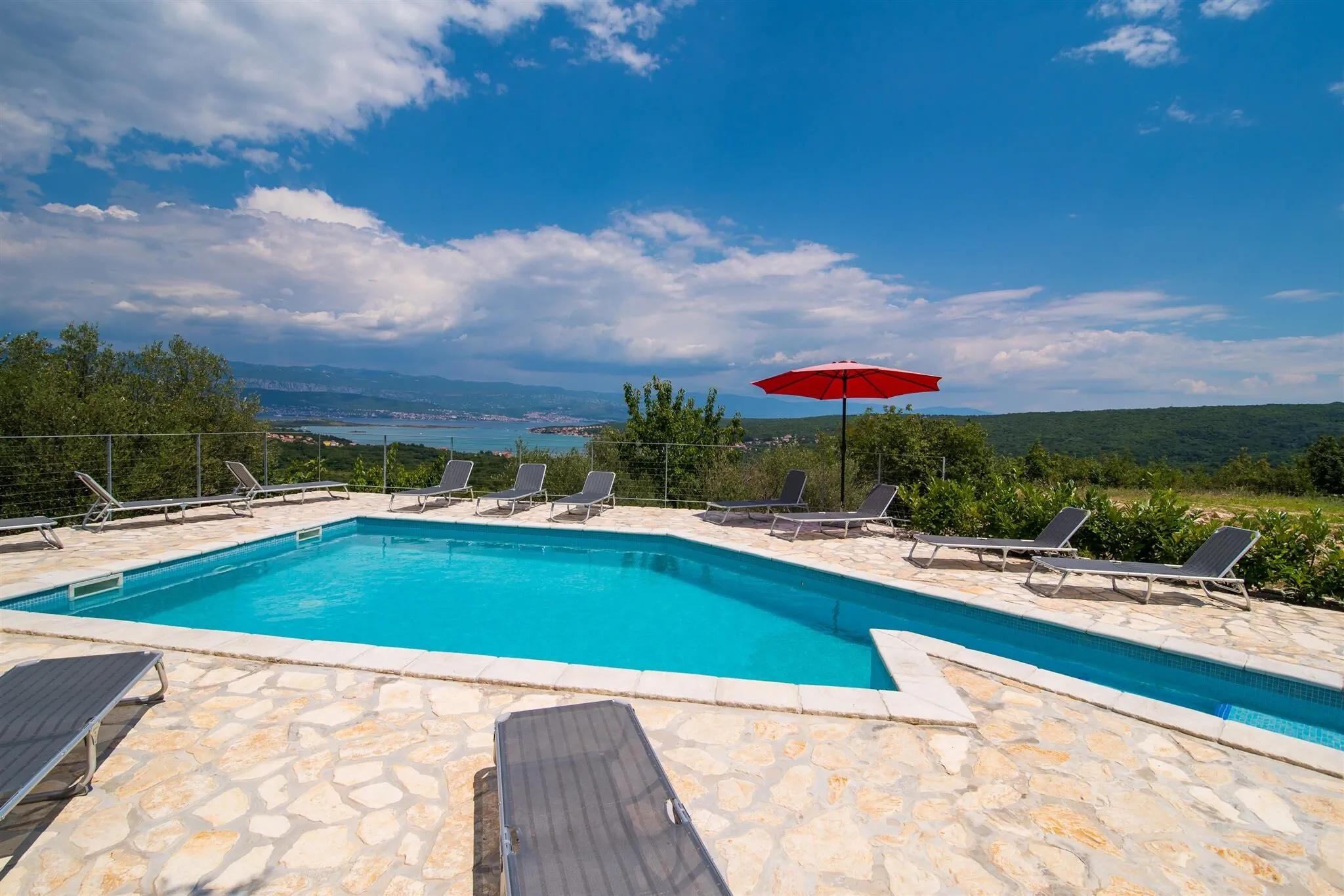 Holiday House Rosalia Sužan – Sužan, Croația