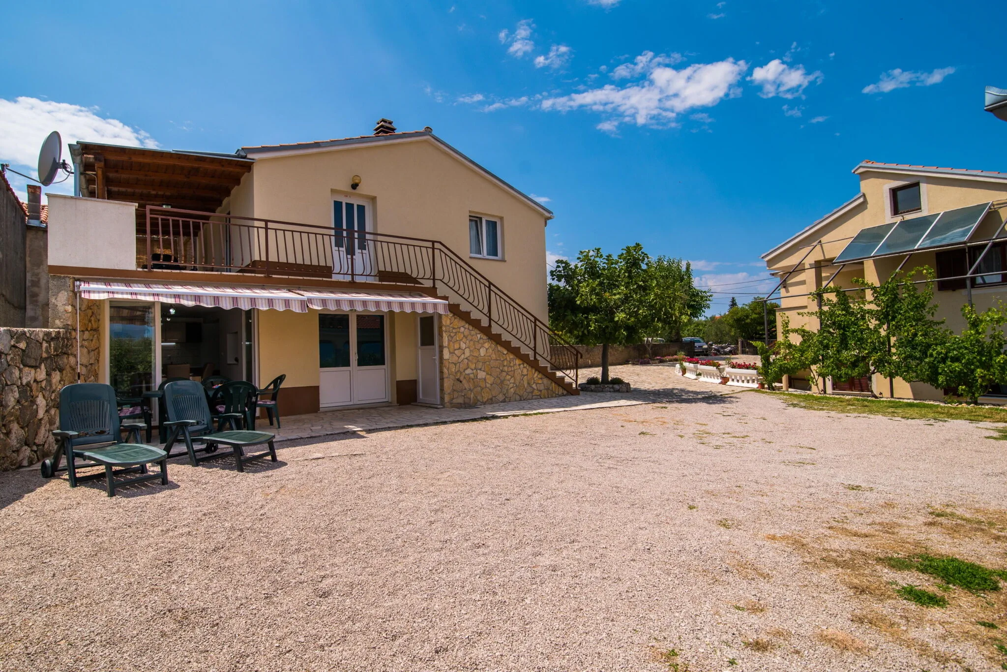 Holiday House Rosalia Sužan – Sužan, Croația
