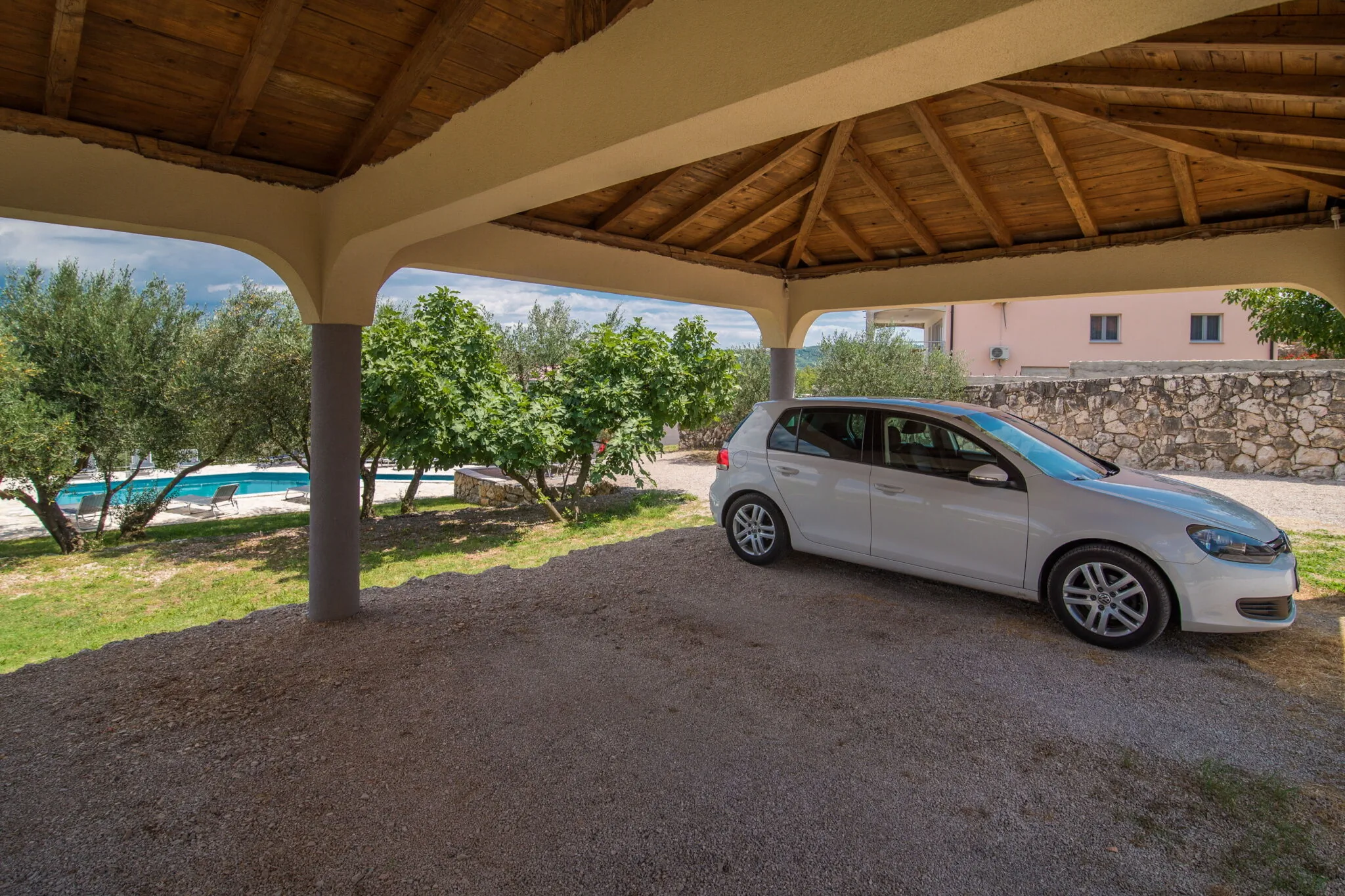 Holiday House Rosalia Sužan – Sužan, Croația