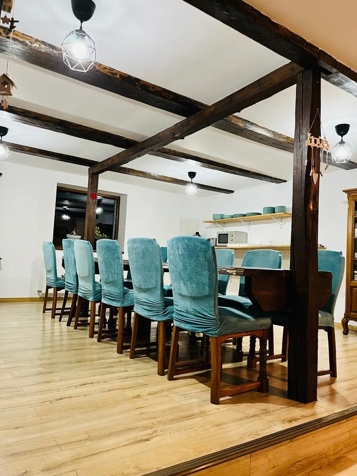 Pensiunea Guest House La TaTa Neagra Șarului – Neagra Șarului, România