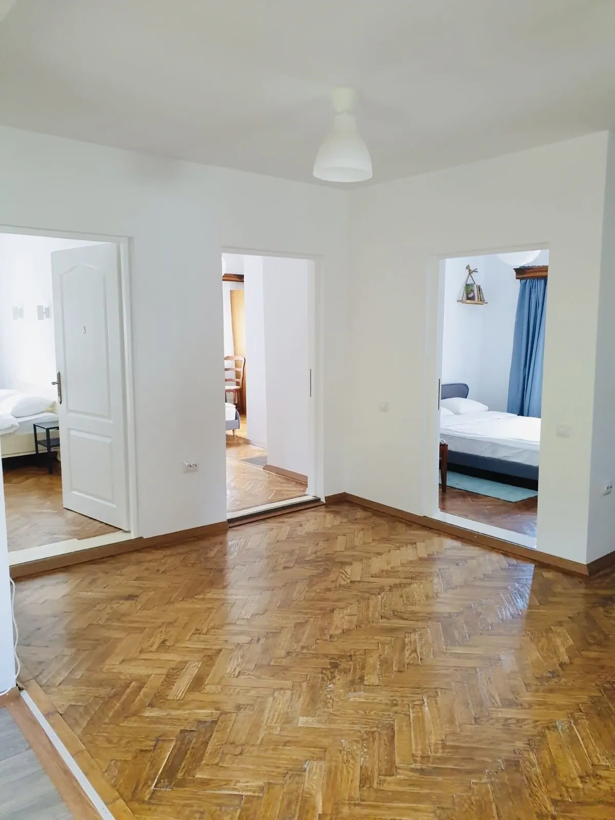 Pensiunea Guest House La TaTa Neagra Șarului – Neagra Șarului, România