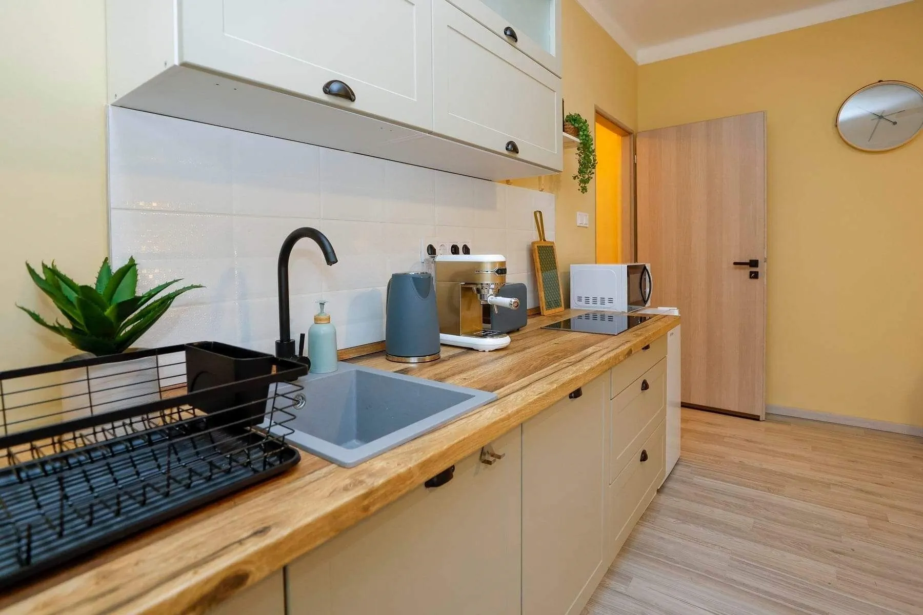 Parti Sétány Apartman Eger - foto 10