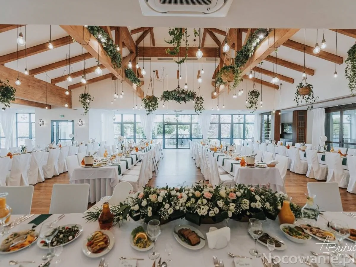 Dwór Bogucin Hotel & Restauracja Garbów – Garbów, Polonia