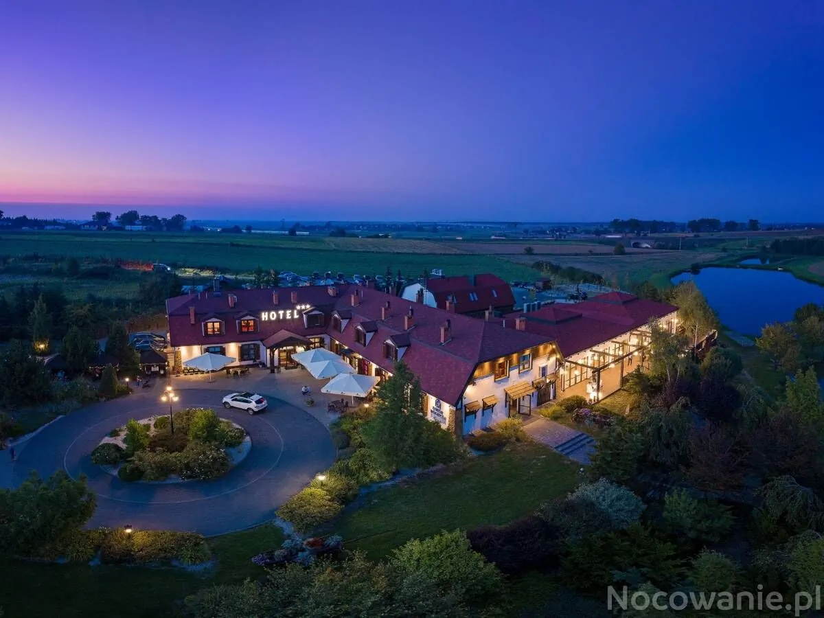 Dwór Bogucin Hotel & Restauracja Garbów – Garbów, Polonia