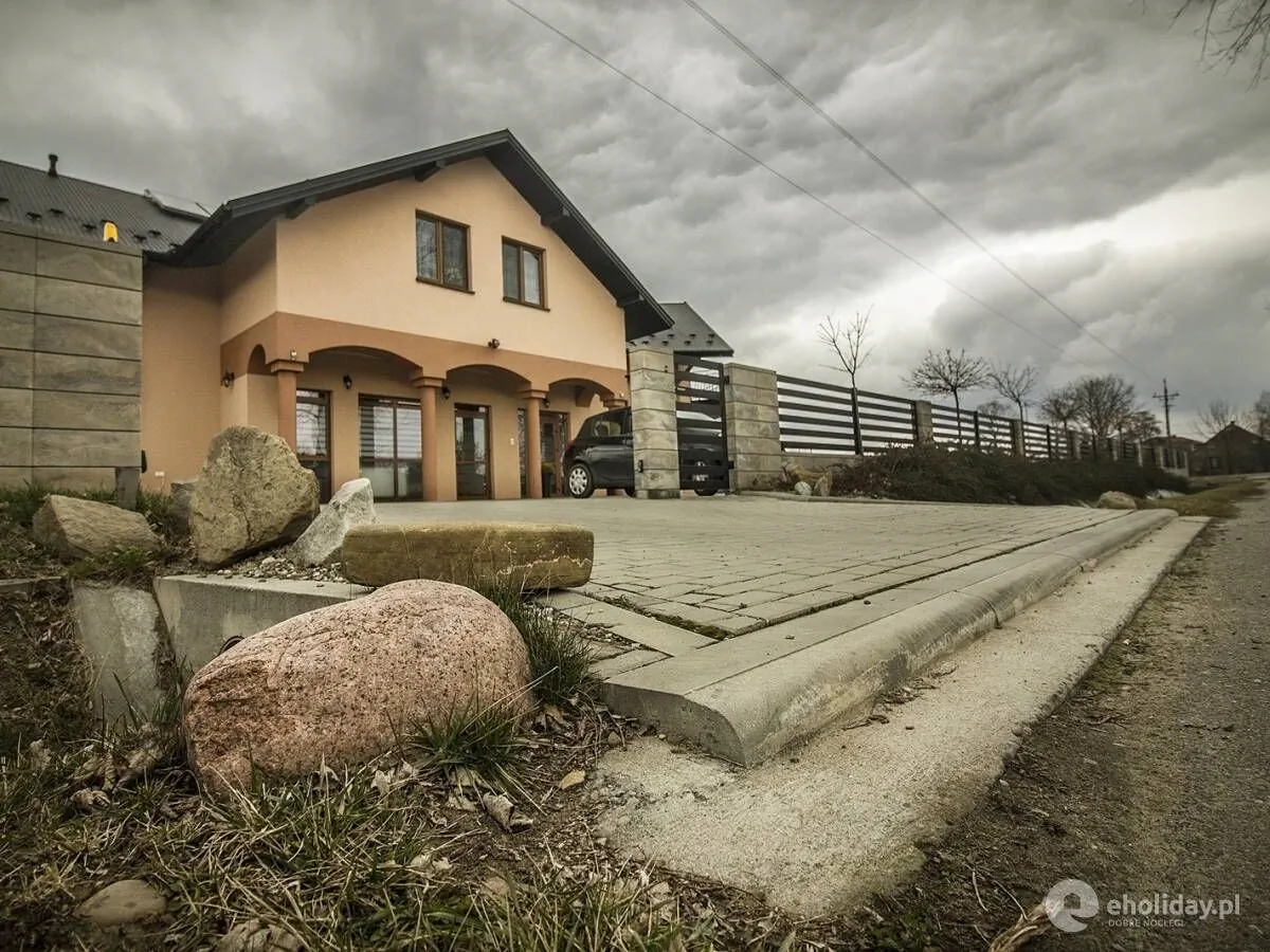 Pokoje Gościnne Aris Wojnicz - foto 1