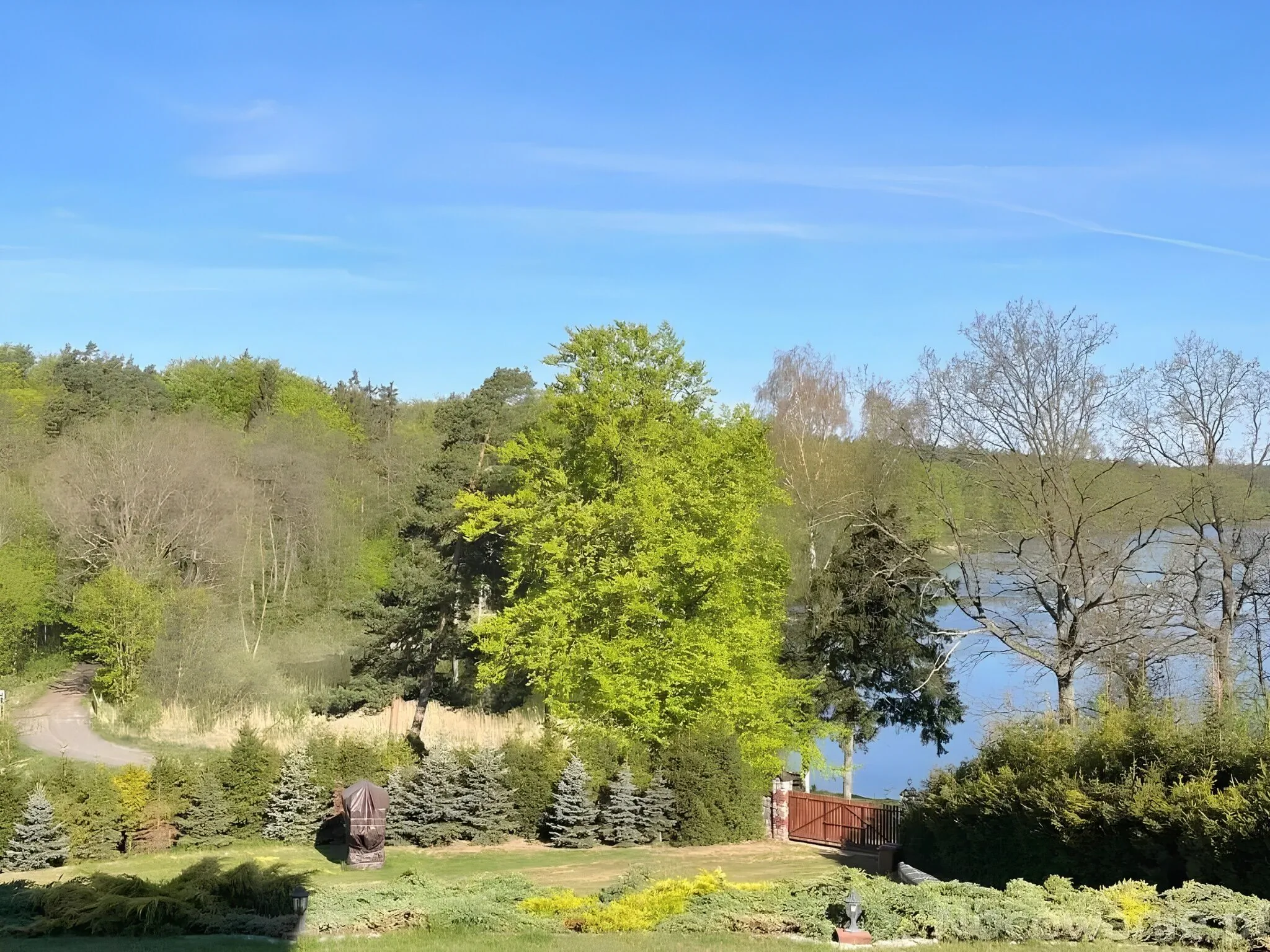 Dom nad Jeziorem - Basen - Sauna - Jacuzzi - Kort tenisowy Zduny – Tczew, Polonia