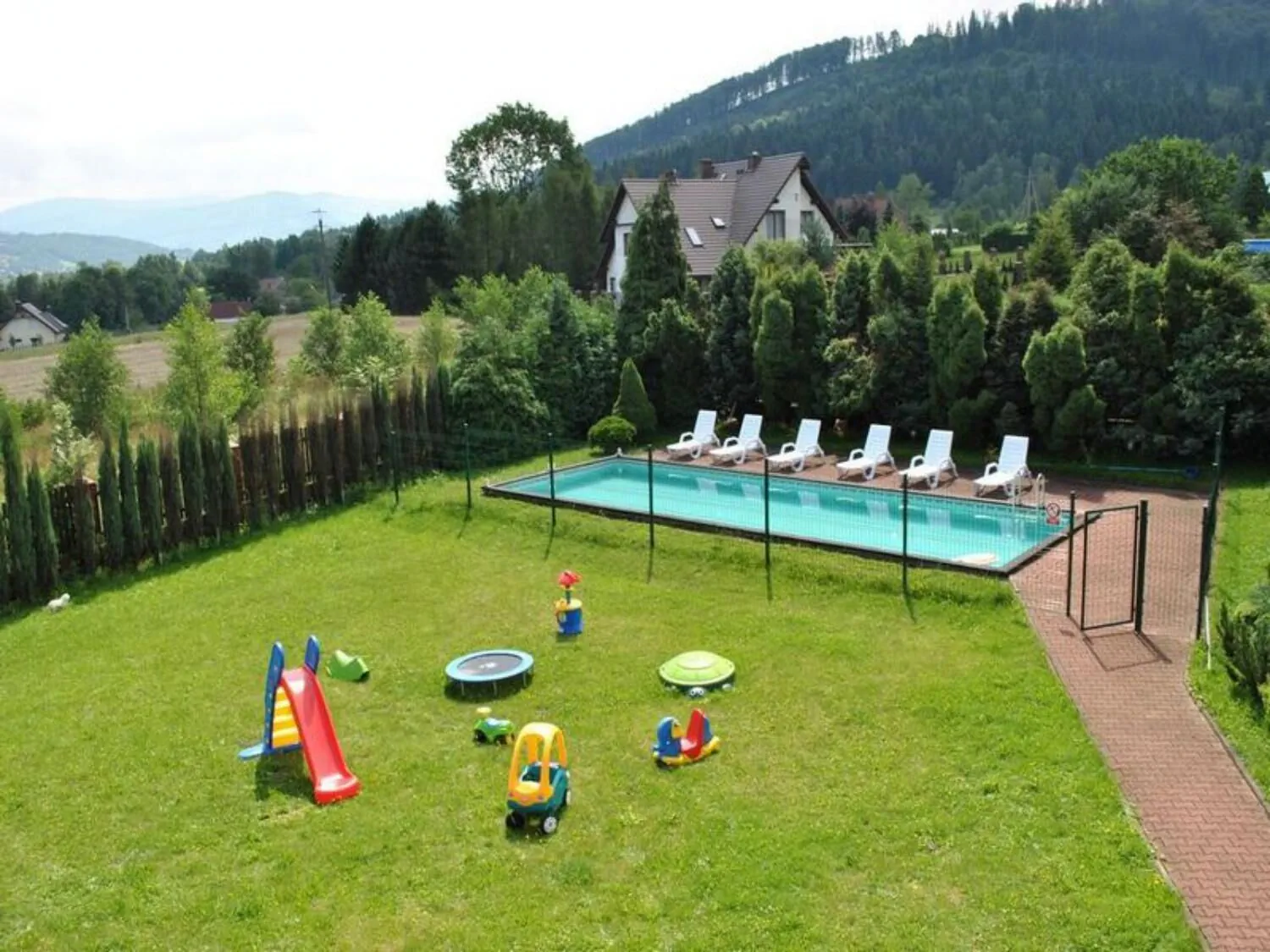 Apartamenty i dom Wichrowe Wzgórze Brenna – Brenna, Polsko