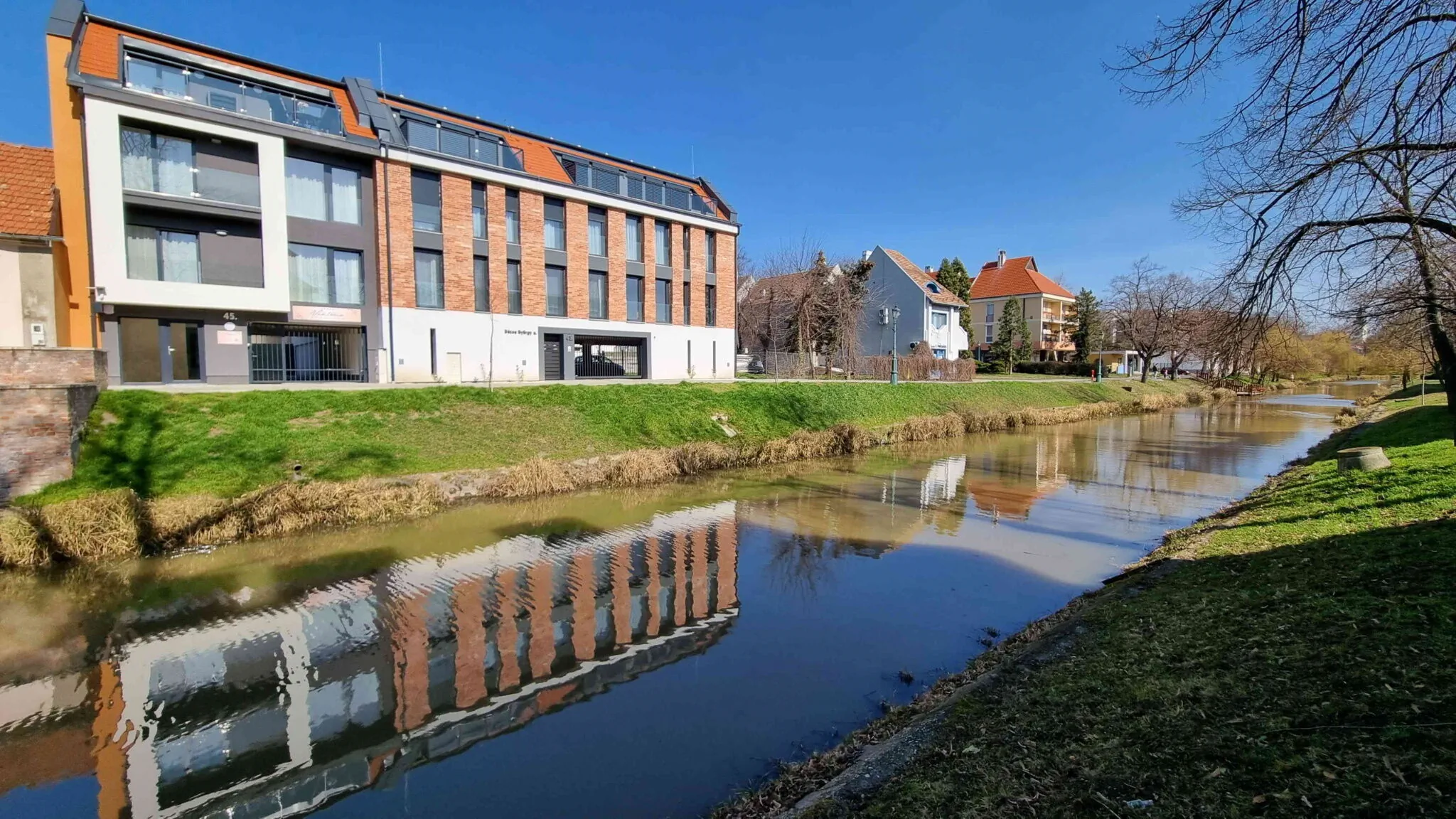 Viktória Apartman**** Gyula – Giula, Ungaria