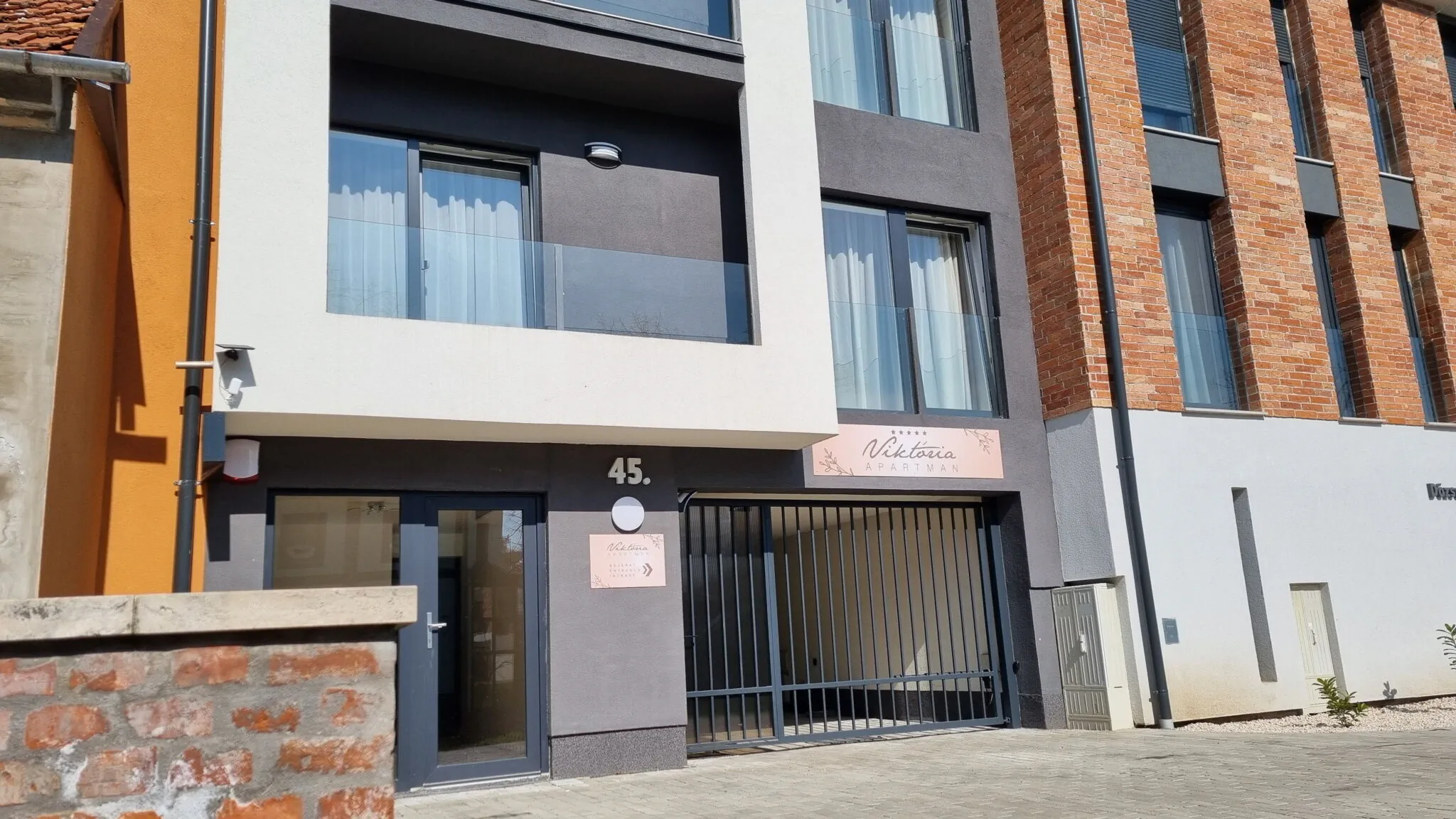 Viktória Apartman**** Gyula – Giula, Ungaria