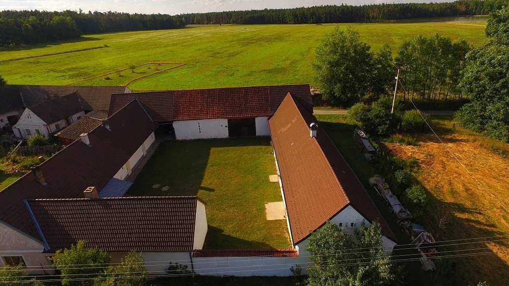 Šafářův statek Hrachoviště - foto 2