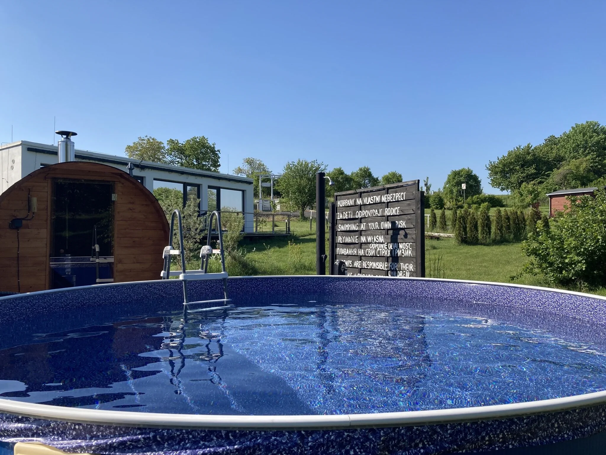 Tiny House Black Swallow (Ranch 66) Tršice – Tršice, Česká republika