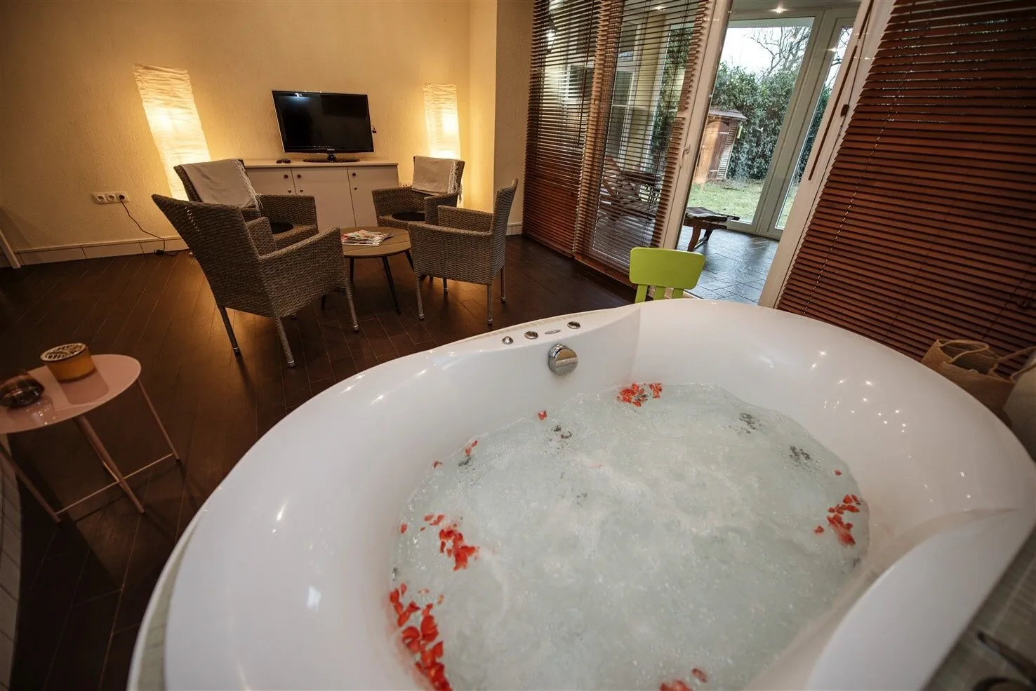 Hilltop Wellness Villa Pécs – Pécs, Ungaria