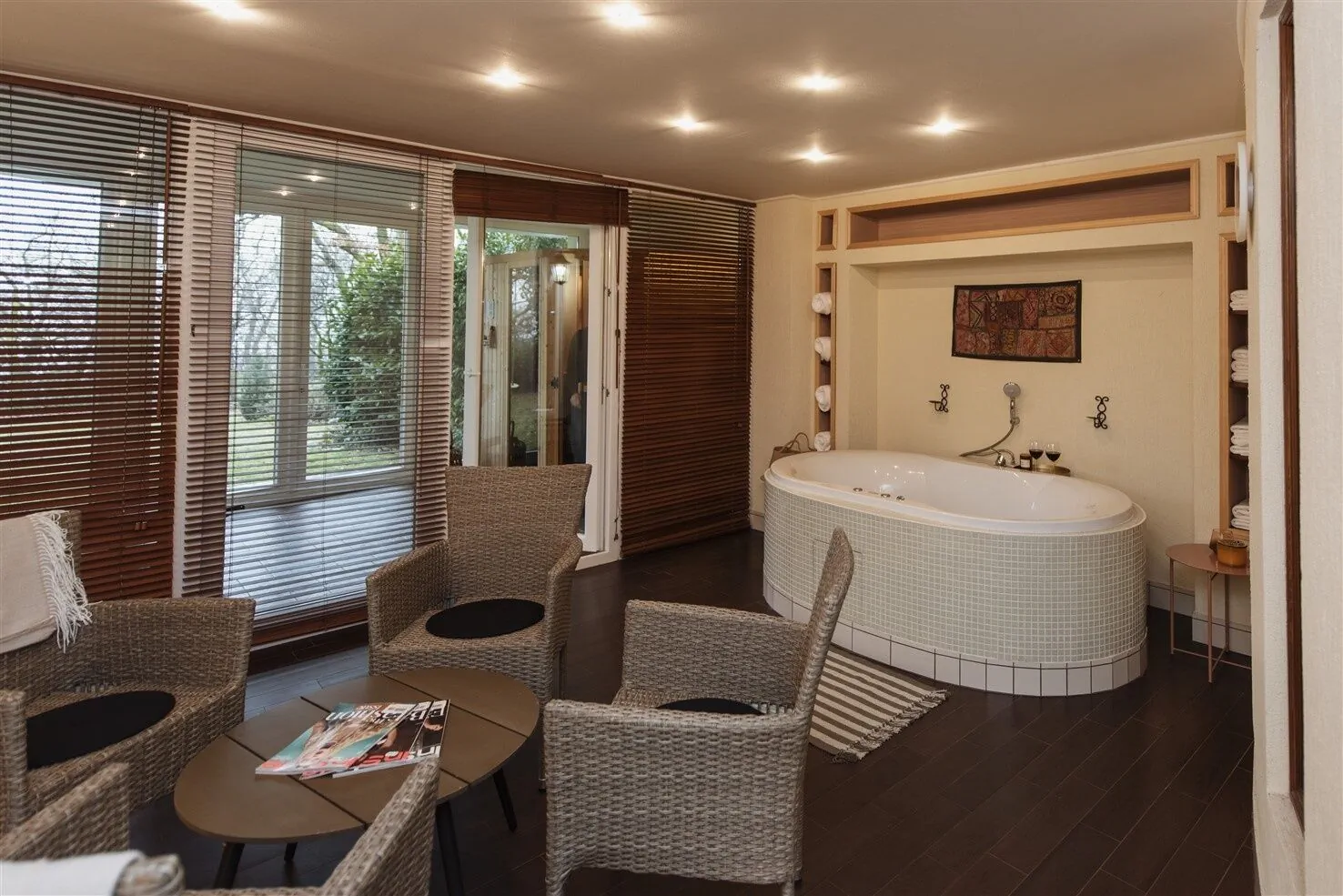 Hilltop Wellness Villa Pécs – Pécs, Ungaria