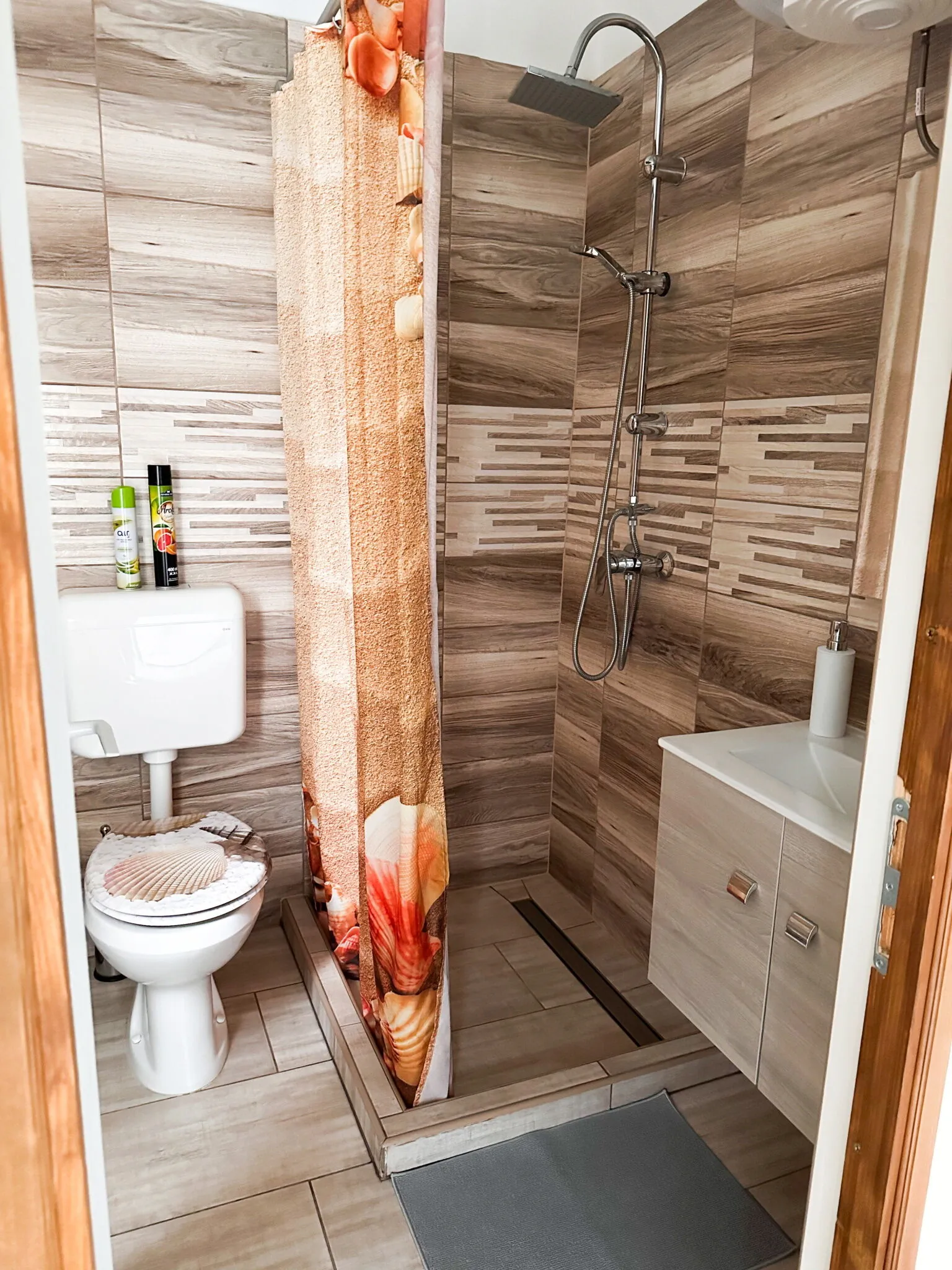 Lakeside Apartmanház Soltvadkert - foto 8