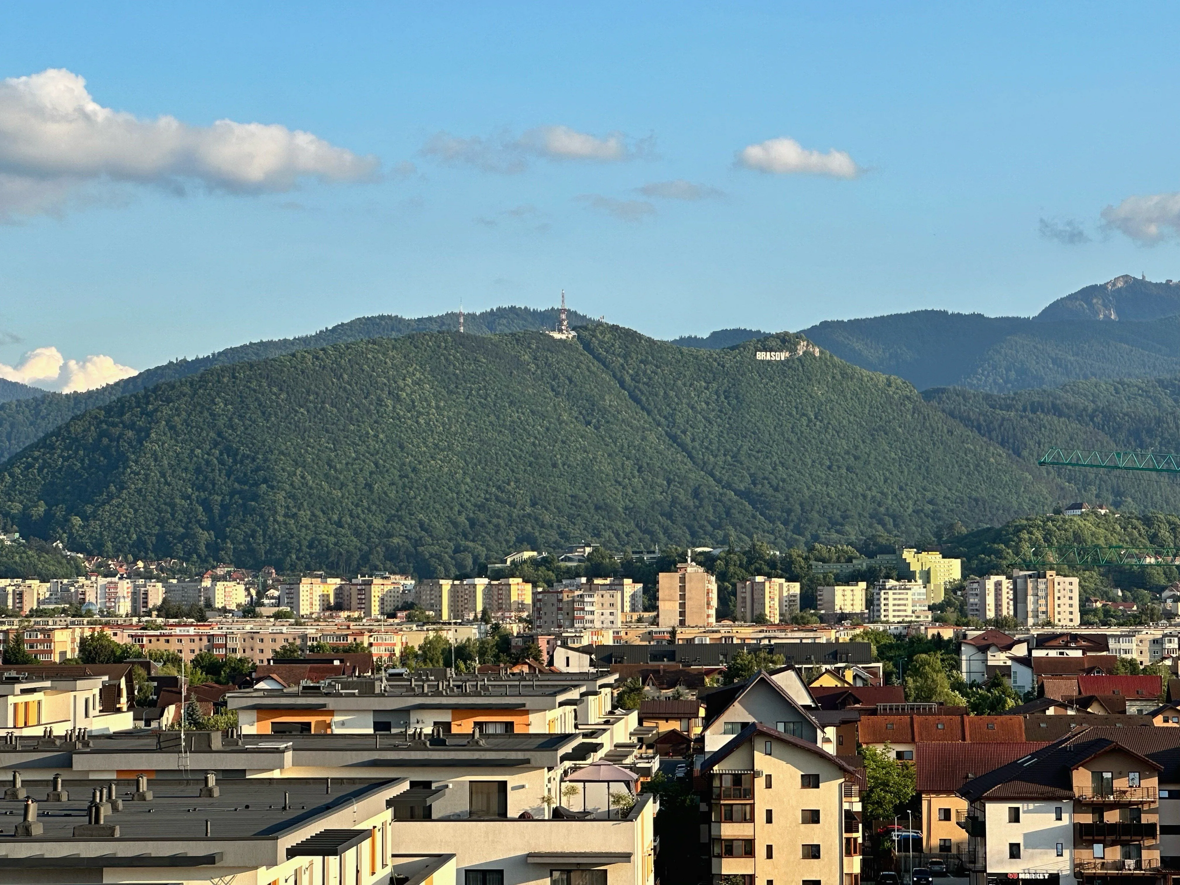 KOA | Twin Tower Brașov – Brașov, România