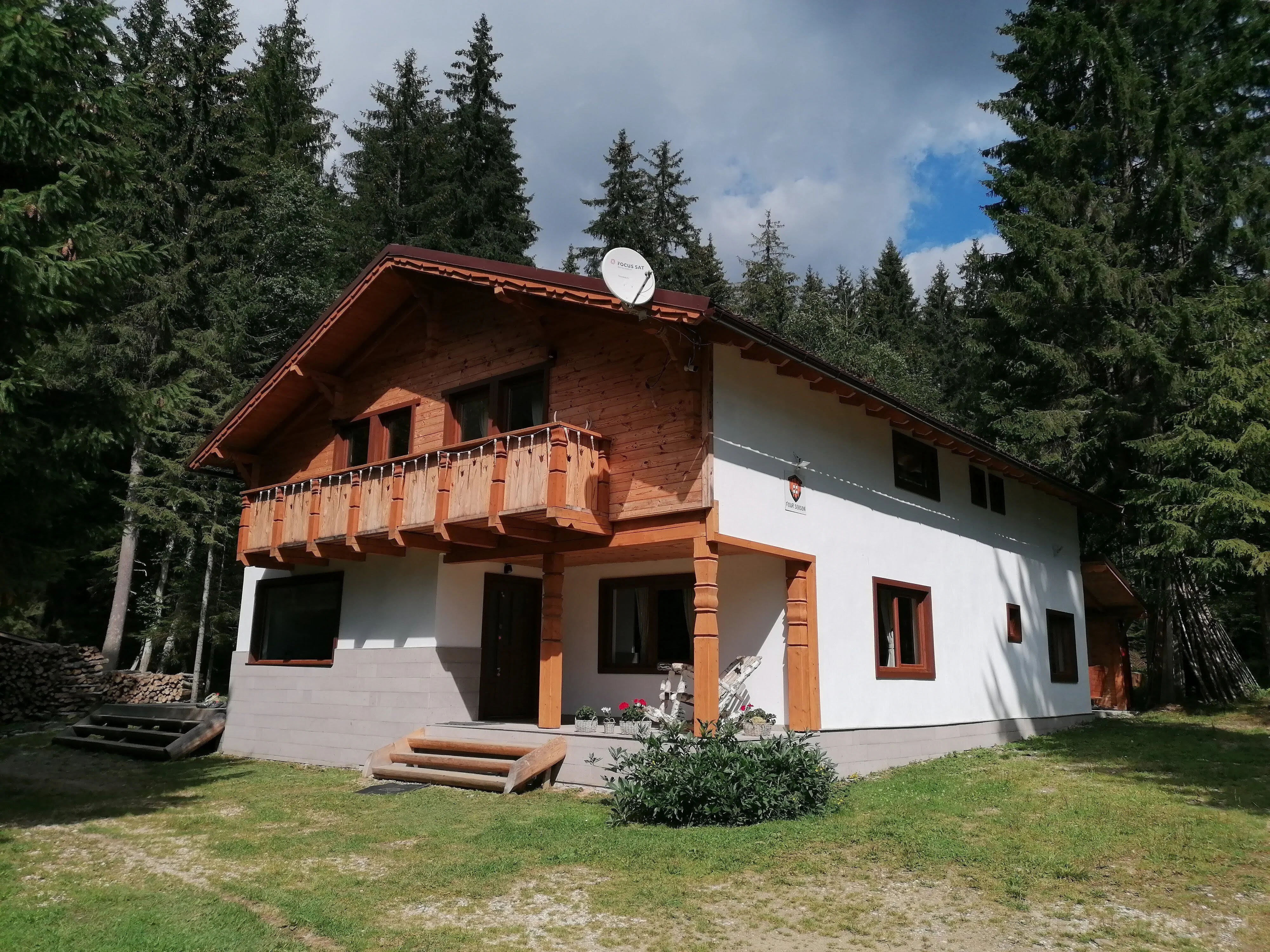 Cabana Four Season Comandău - foto 1