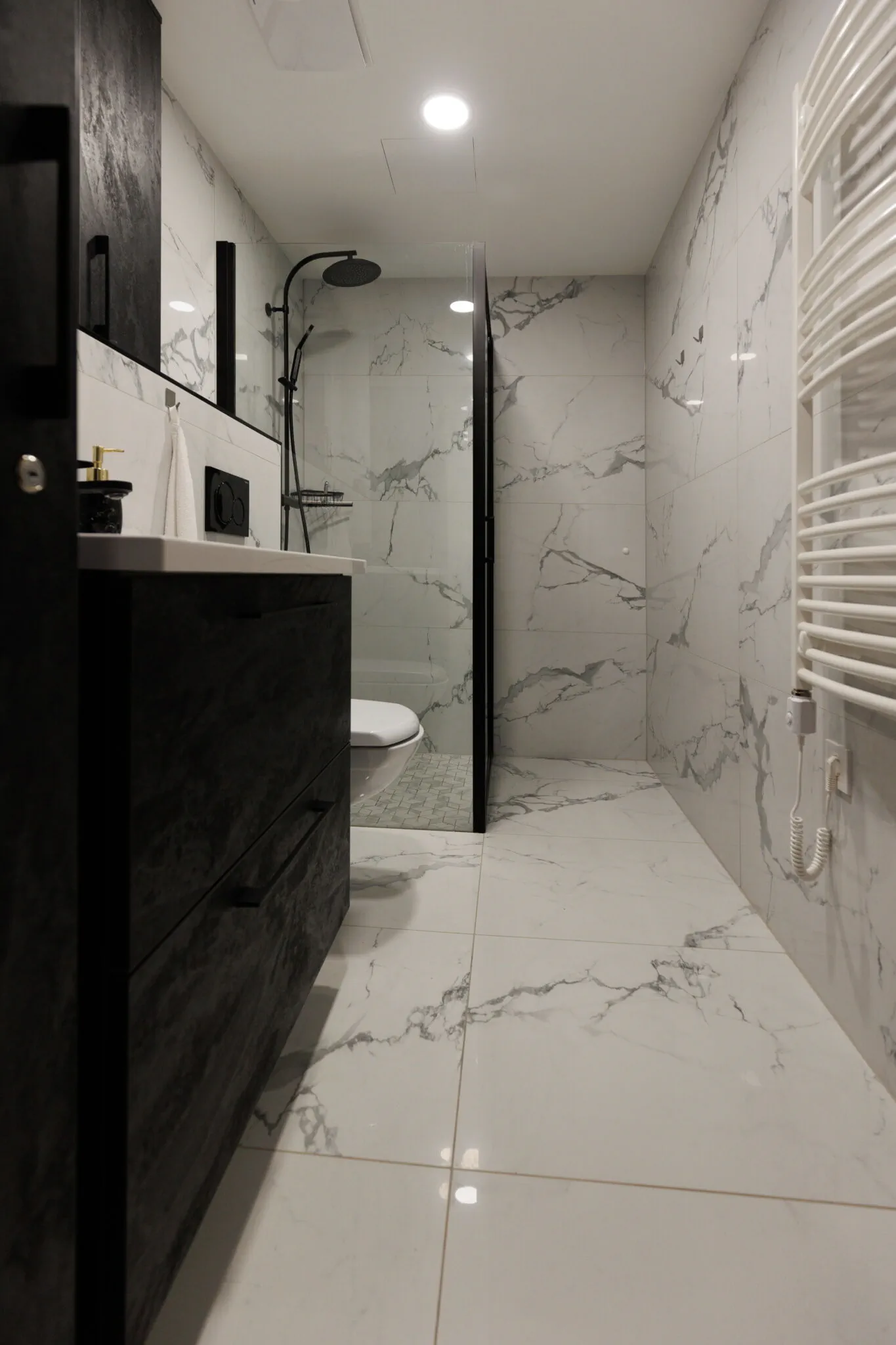 Villa Bauhaus Wellness Apartman Fsz. 1 Siófok – Siófok, Ungaria