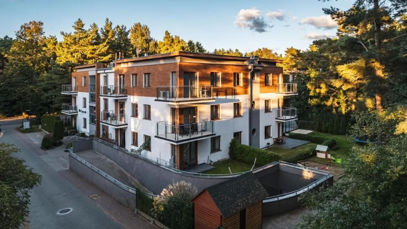 Apartamenty Sun & Snow Cztery Pory Roku Jastrzębia Góra – Jastrzębia Góra, Polska