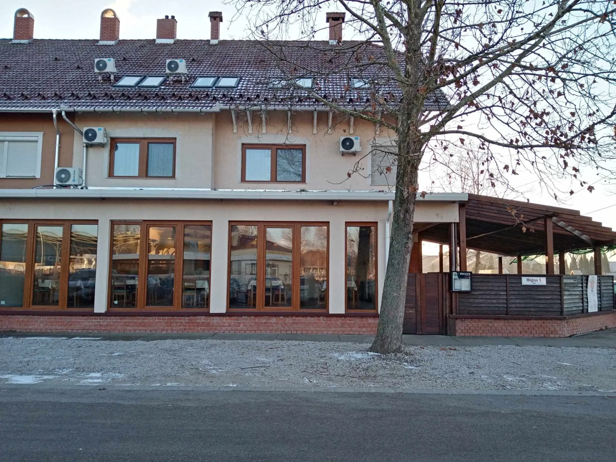 Megálló Panzió Sándorfalva - foto 1