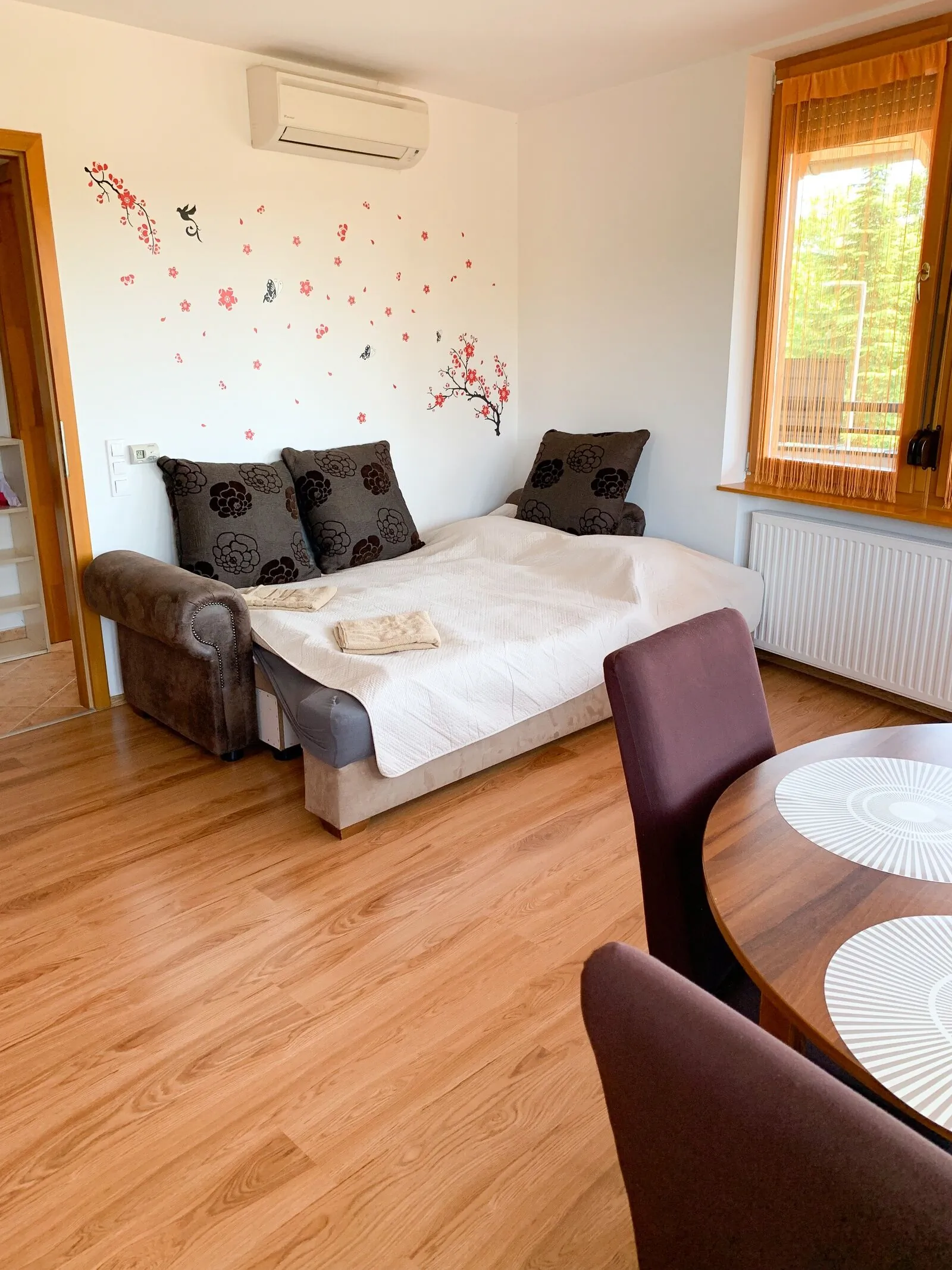 Hunor Napsugár Apartman Balatonlelle – Balatonlelle, Ungaria