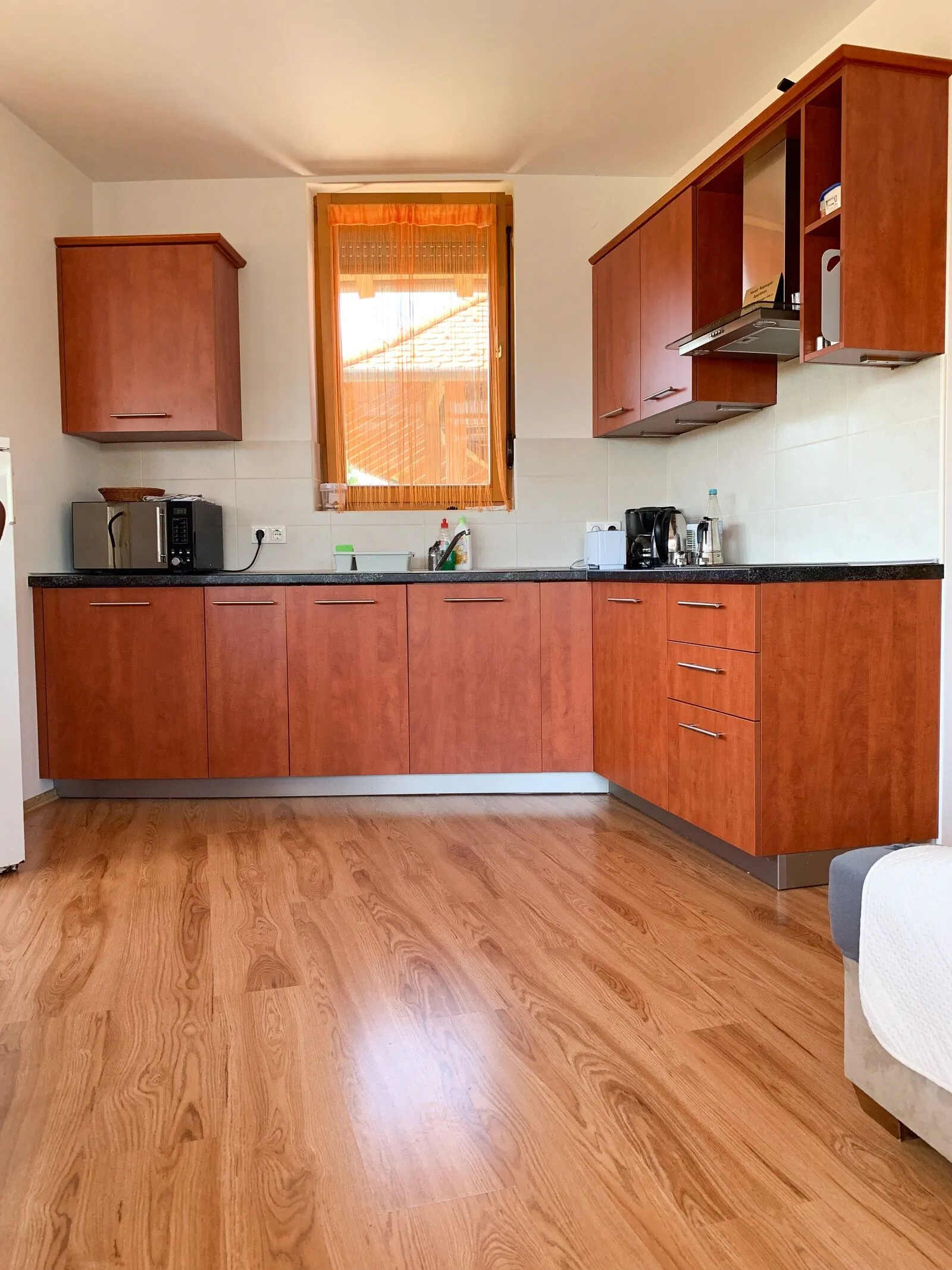 Hunor Napsugár Apartman Balatonlelle – Balatonlelle, Ungaria