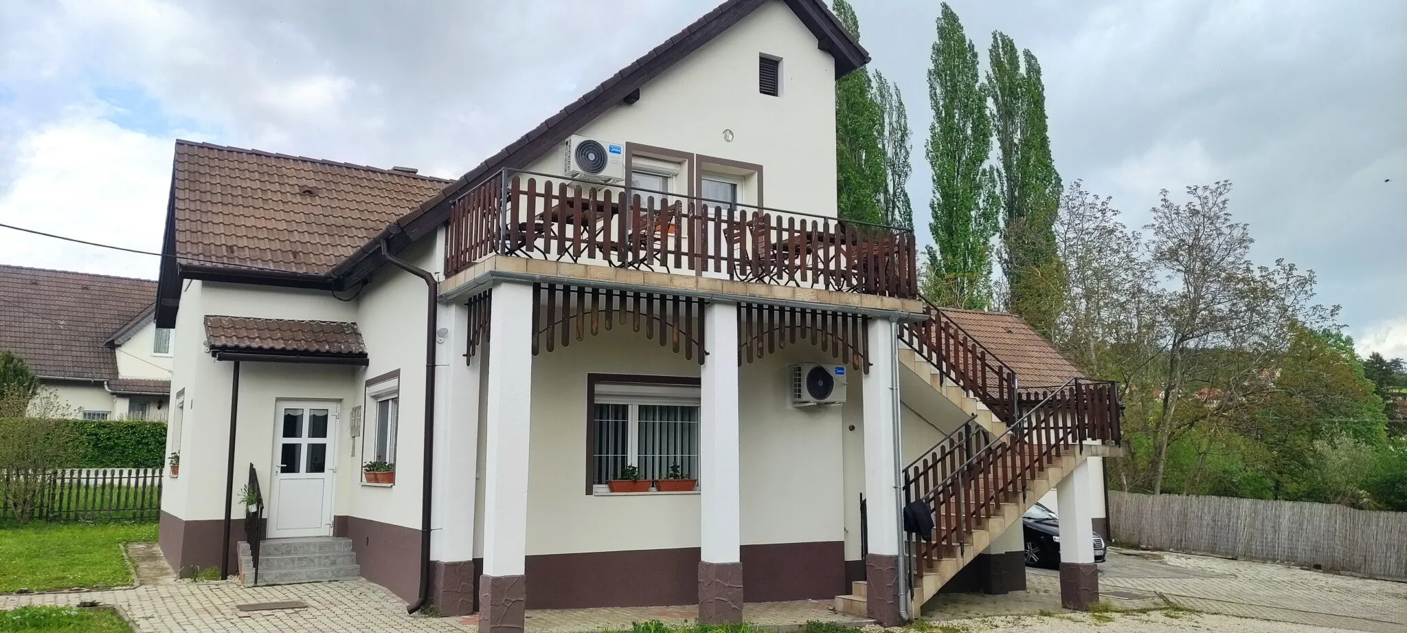 Gyöngyike Apartmanház Vonyarcvashegy – Vonyarcvashegy, Ungaria