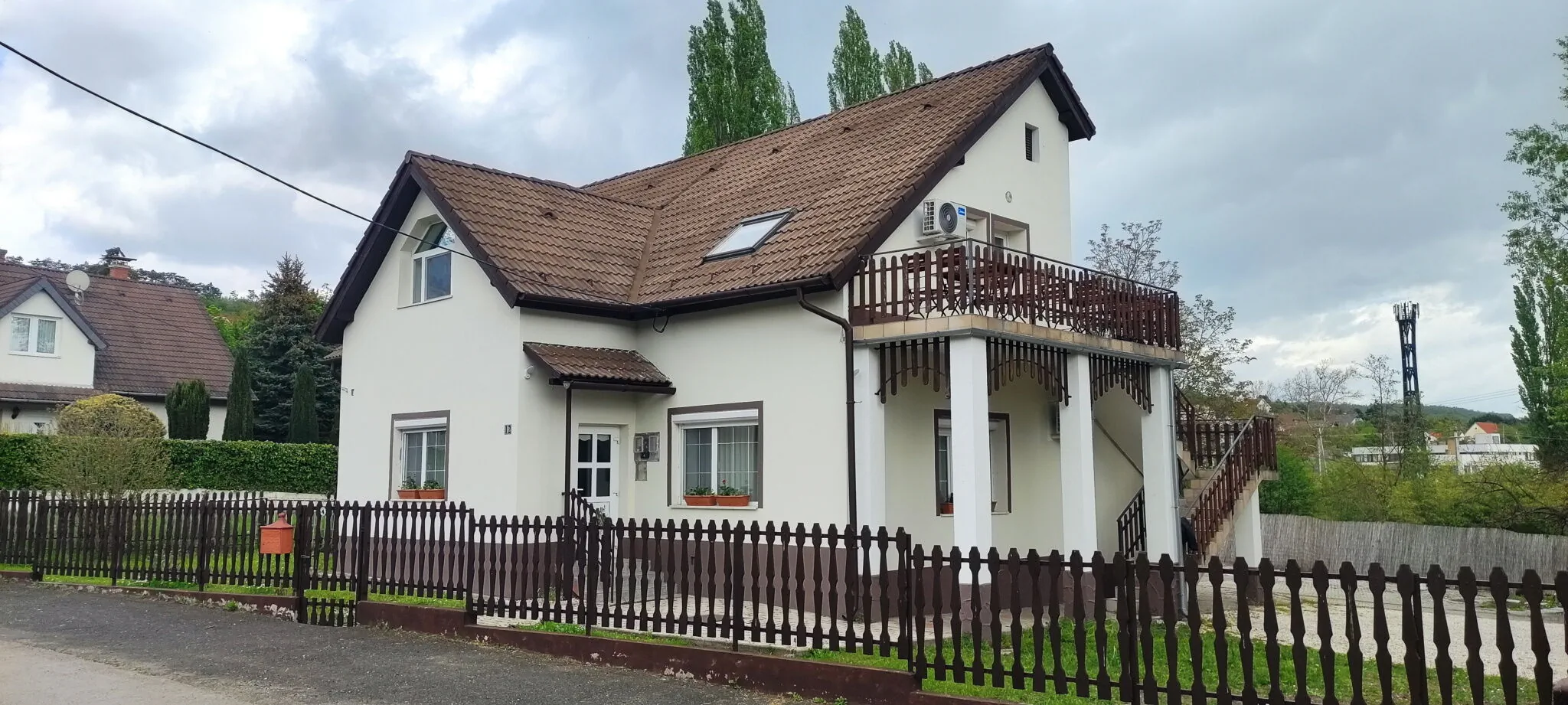 Gyöngyike Apartmanház Vonyarcvashegy – Vonyarcvashegy, Ungaria