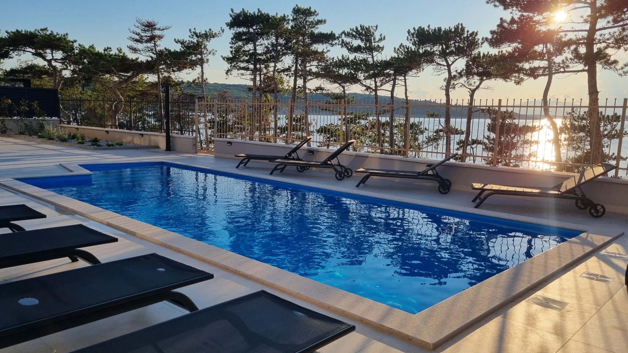 Luxury apartments with pool Punta Šilo – Šilo, Croația